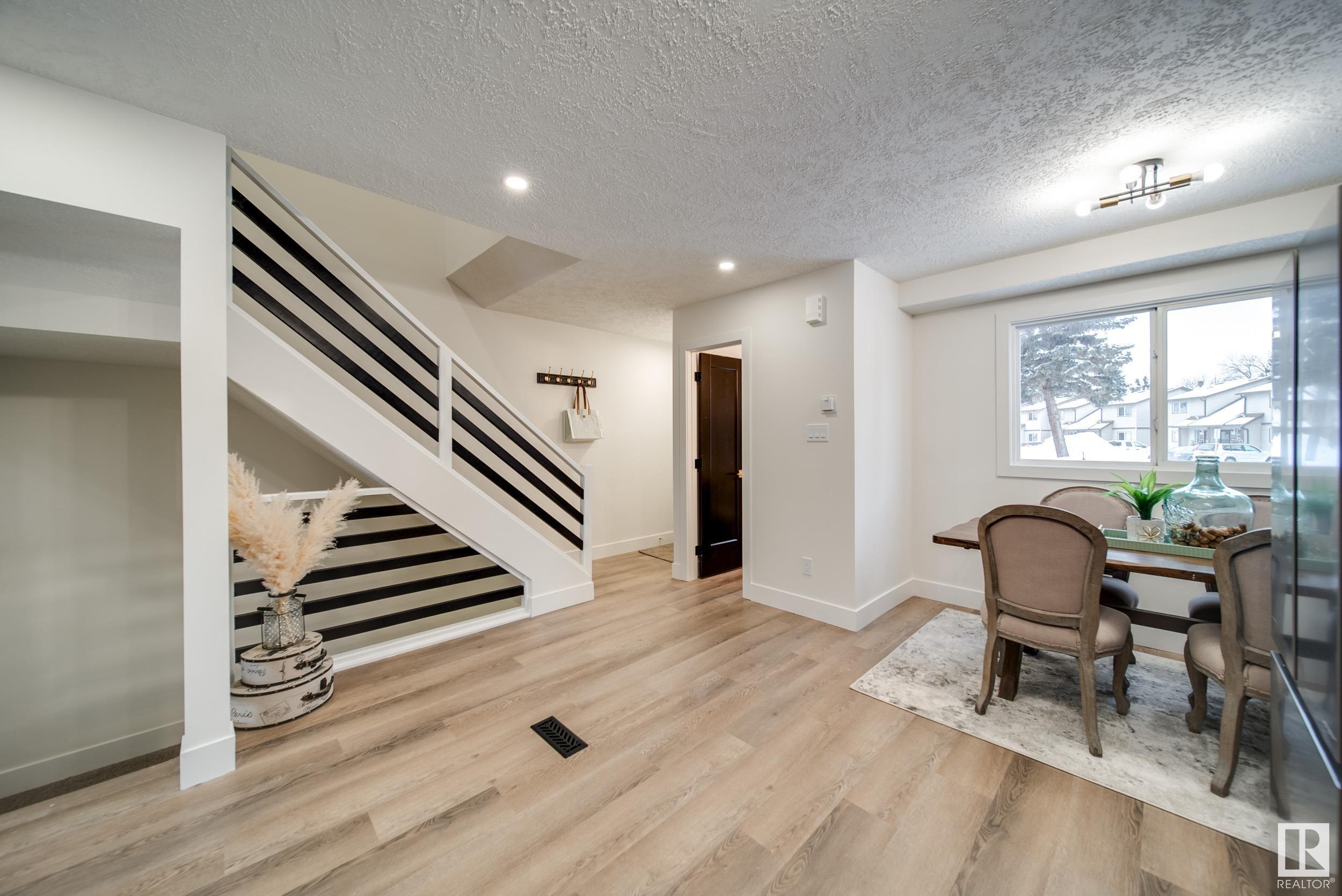      1145 HOOKE RD NW , Edmonton,  ,T5A 4A5 ;  Listing Number: MLS E4419800