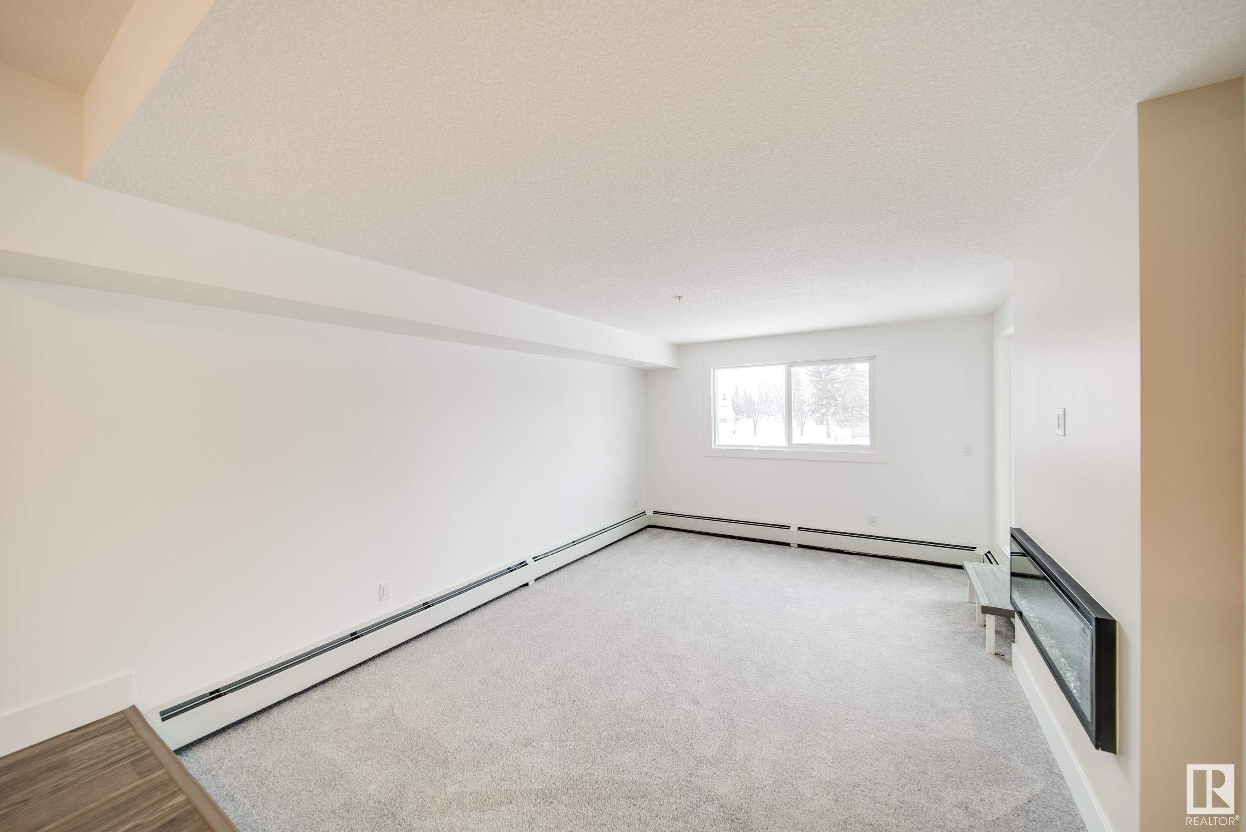      #202 9504 182 ST NW , Edmonton,  ,T5T 3A7 ;  Listing Number: MLS E4419805