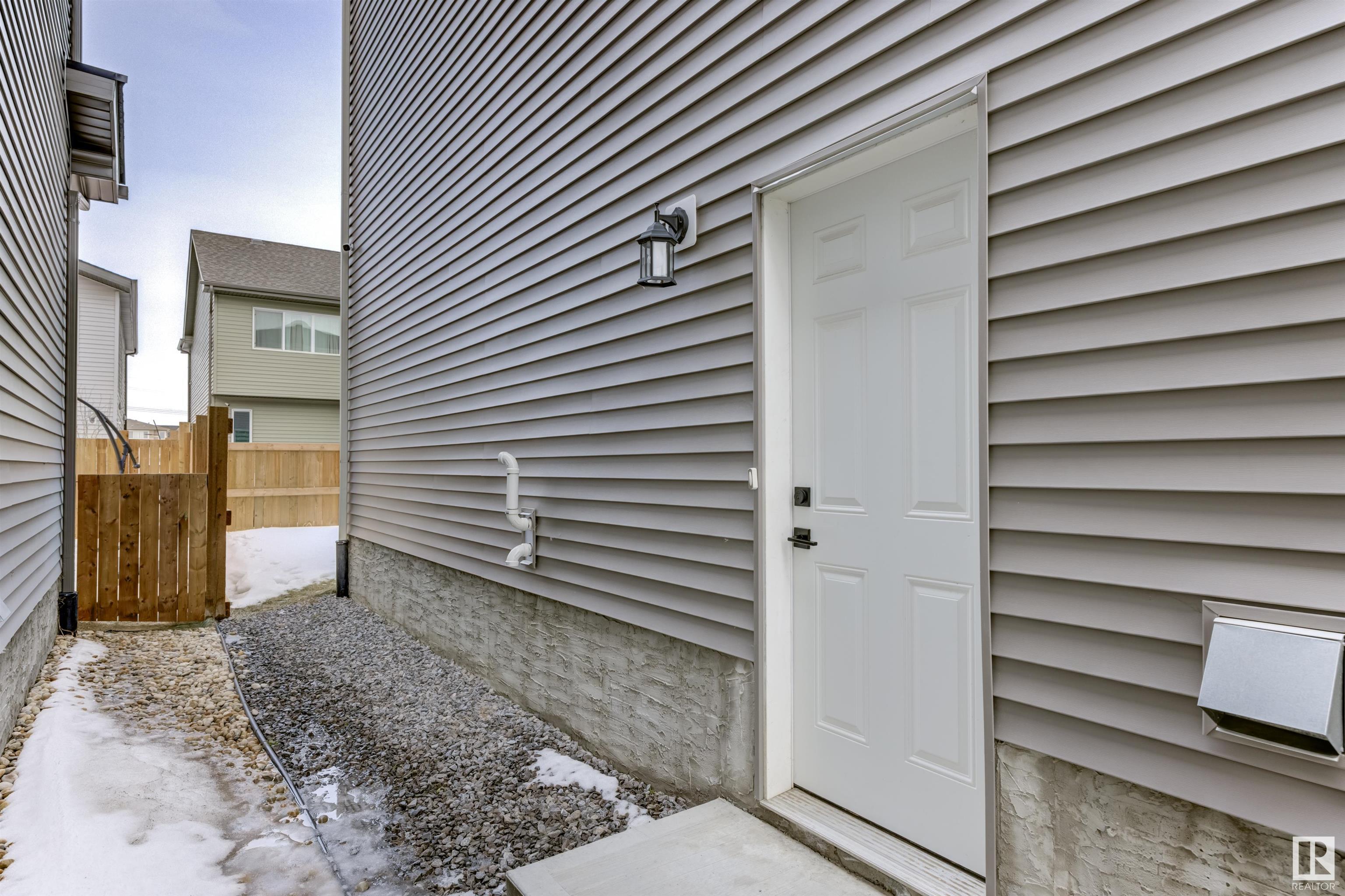      19628 26 AV NW , Edmonton,  ,T6M 0X4 ;  Listing Number: MLS E4419807