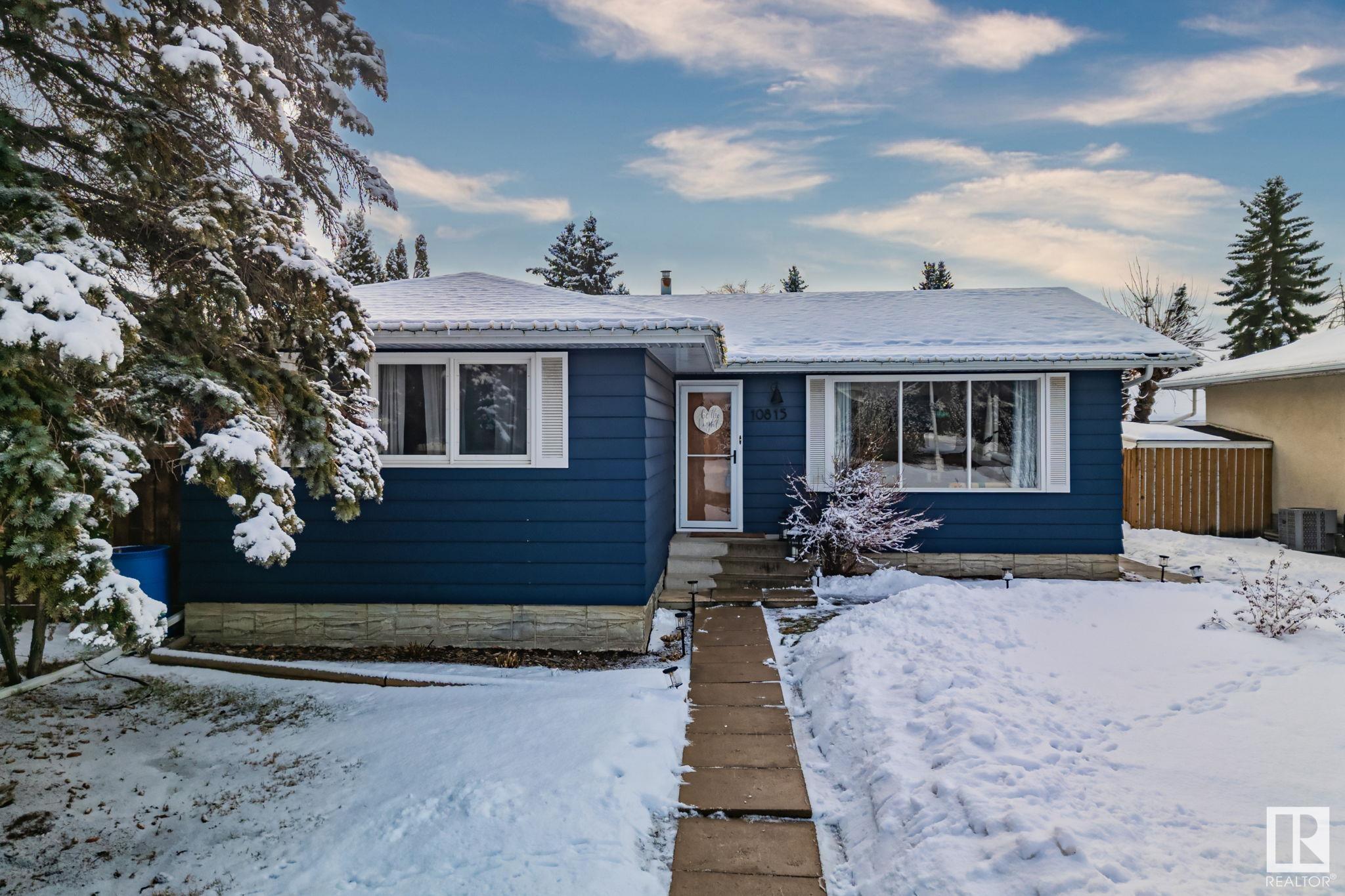      10815 40 AV NW , Edmonton,  ,T6J 0P6 ;  Listing Number: MLS E4419810