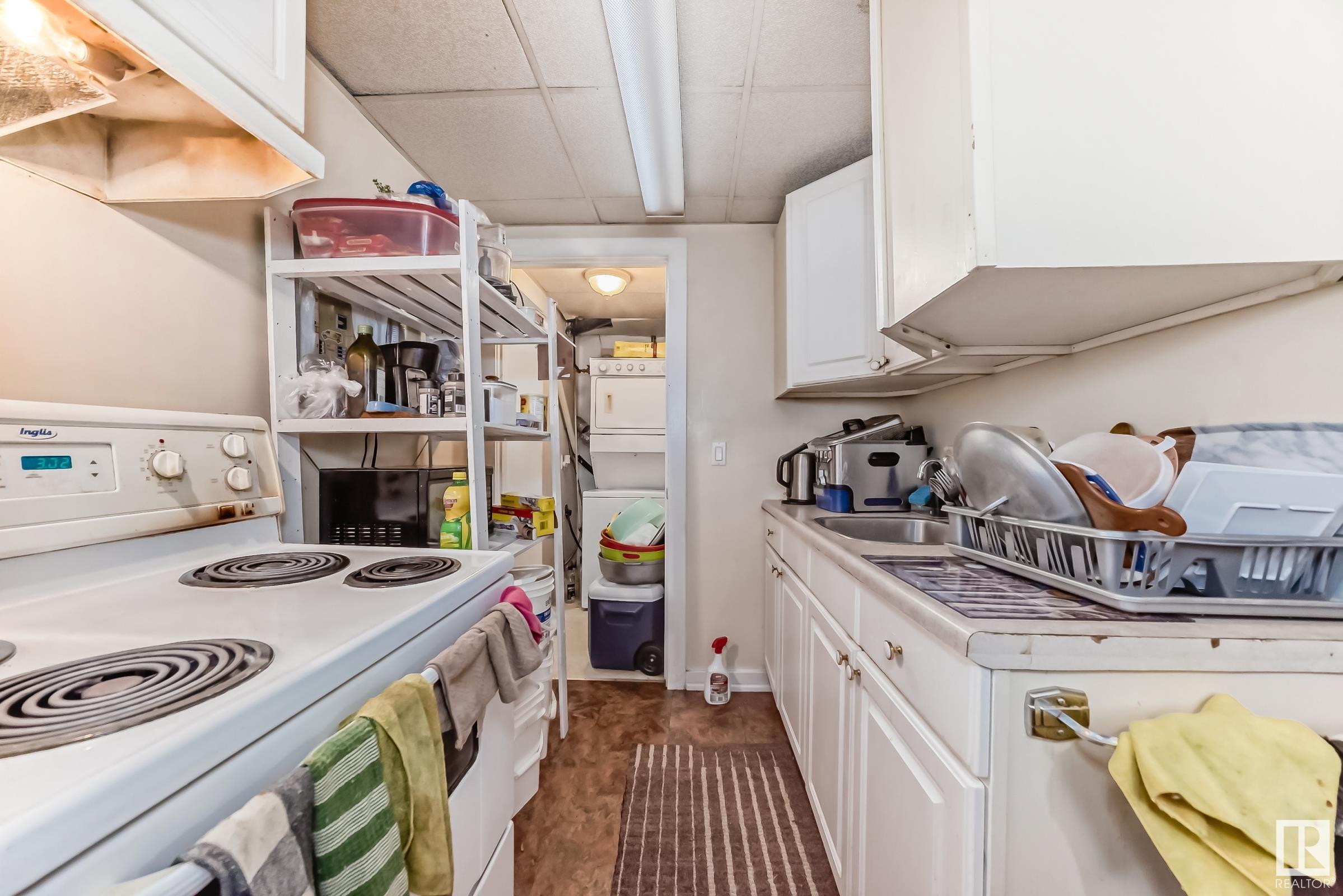      11932 70 ST NW , Edmonton,  ,T5B 1T9 ;  Listing Number: MLS E4419815
