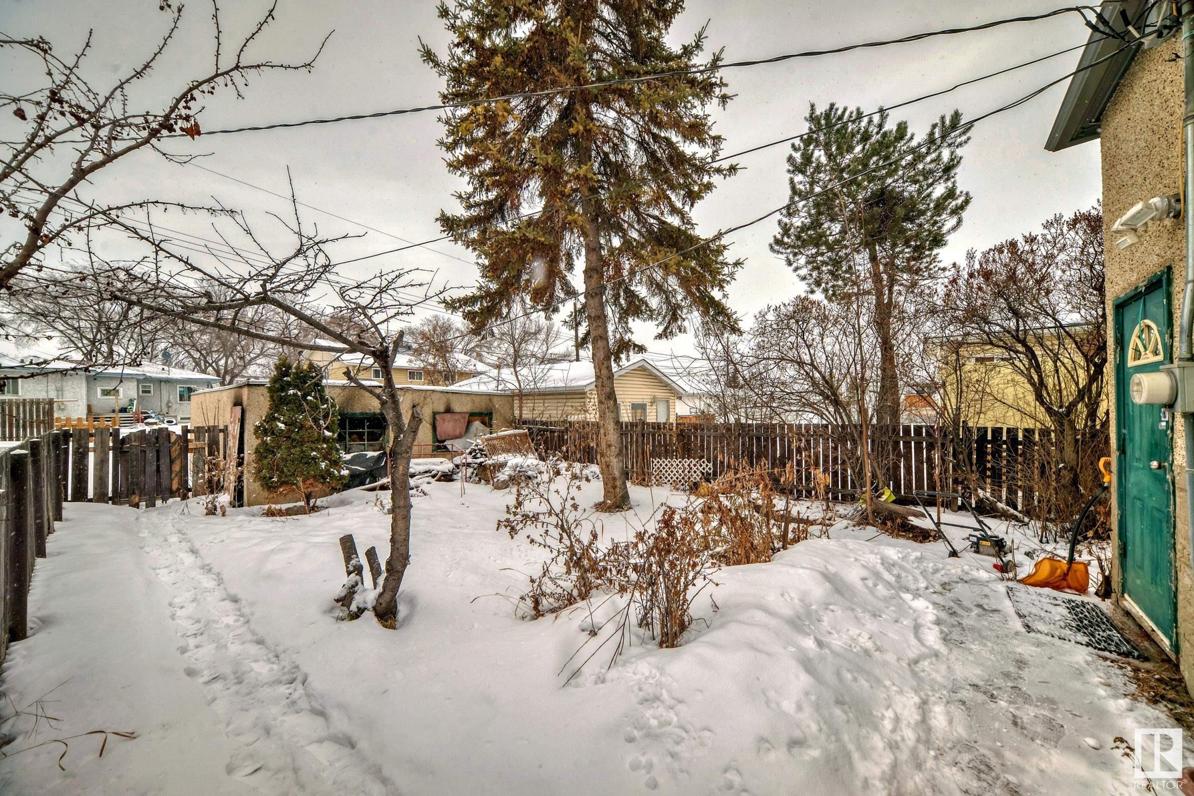      11932 70 ST NW , Edmonton,  ,T5B 1T9 ;  Listing Number: MLS E4419815