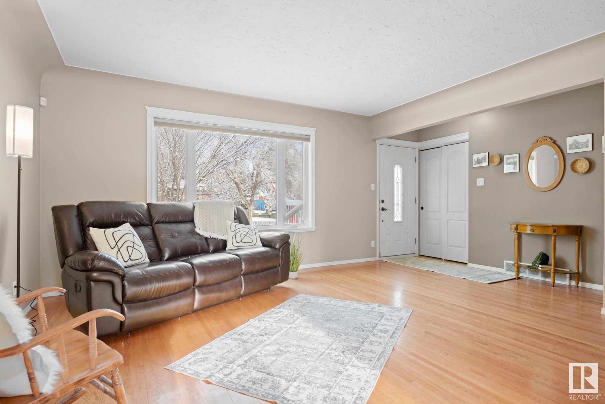      14407 107A AV NW , Edmonton,  ,T5N 1G3 ;  Listing Number: MLS E4419816