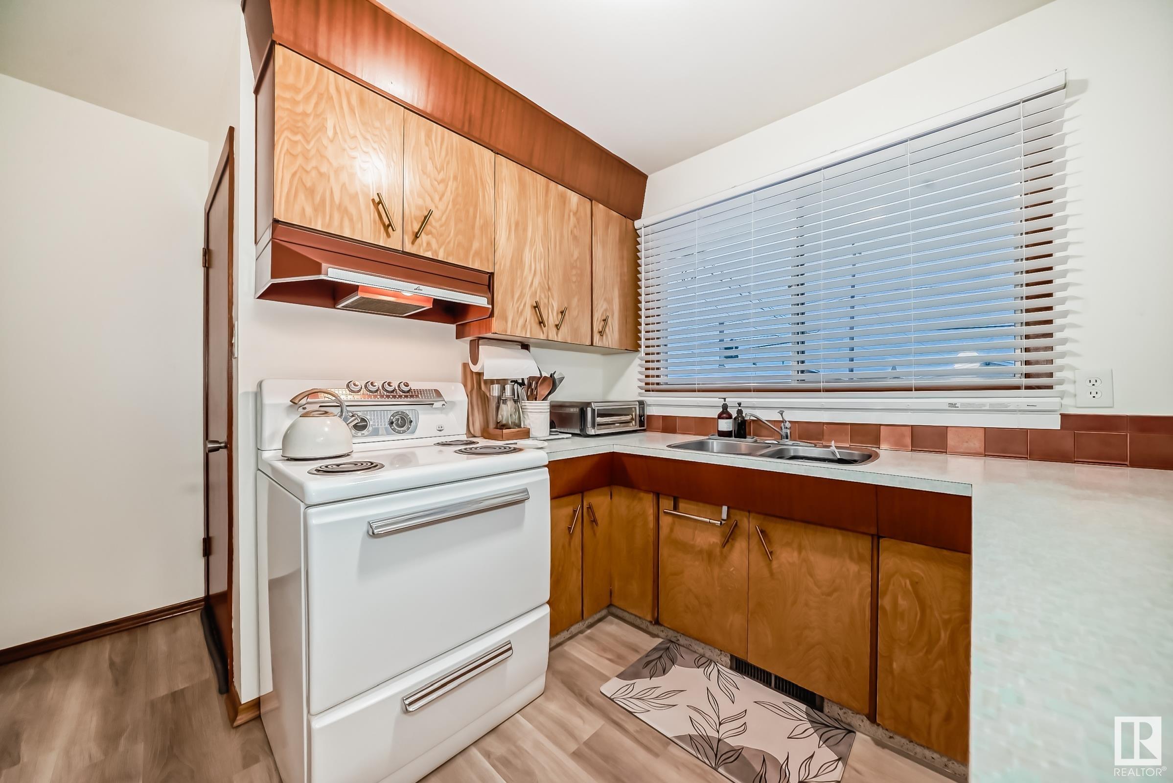      13315 95 ST NW , Edmonton,  ,T5E 3Y3 ;  Listing Number: MLS E4419818