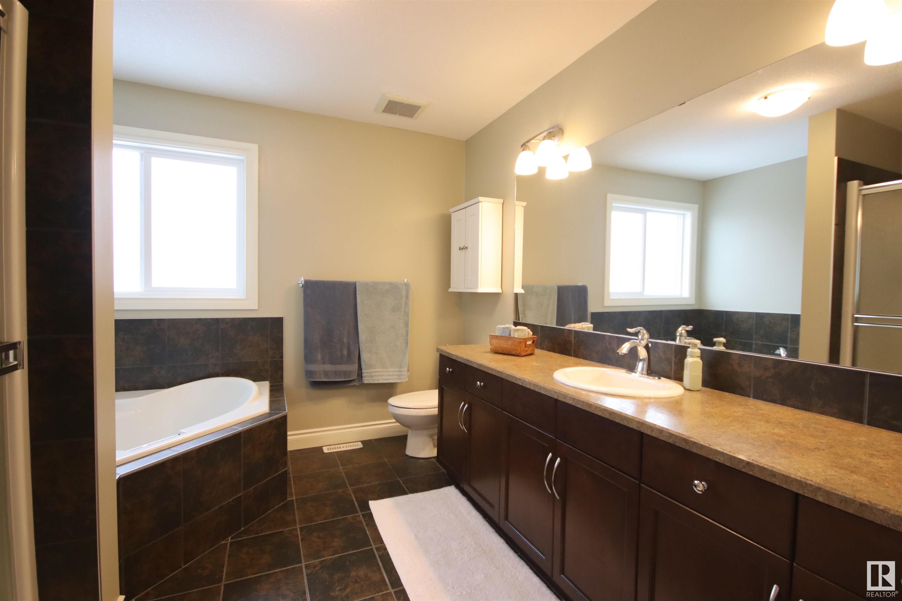      725 173B ST SW , Edmonton,  ,T6W 0N1 ;  Listing Number: MLS E4419819