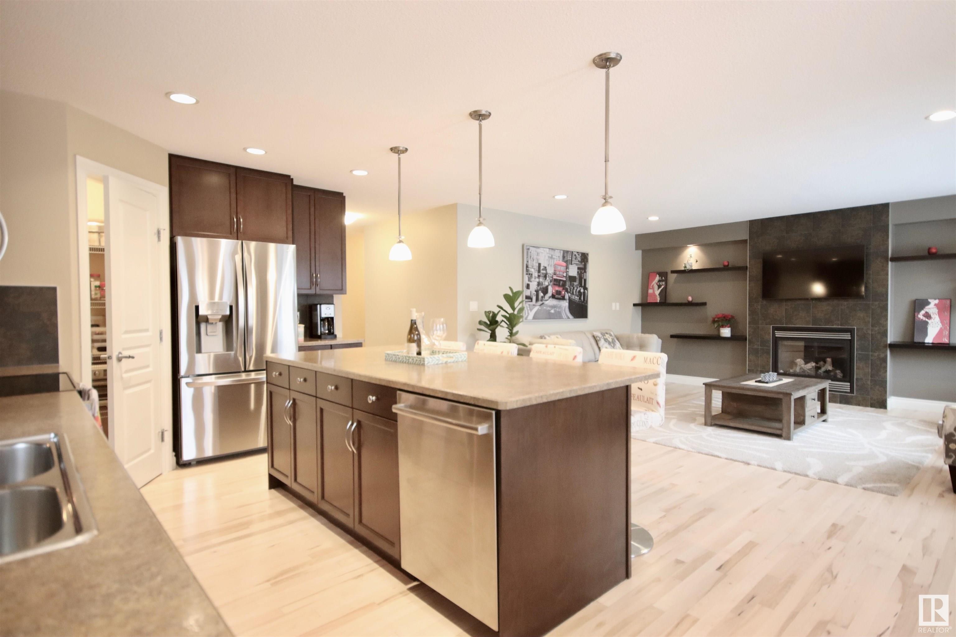      725 173B ST SW , Edmonton,  ,T6W 0N1 ;  Listing Number: MLS E4419819