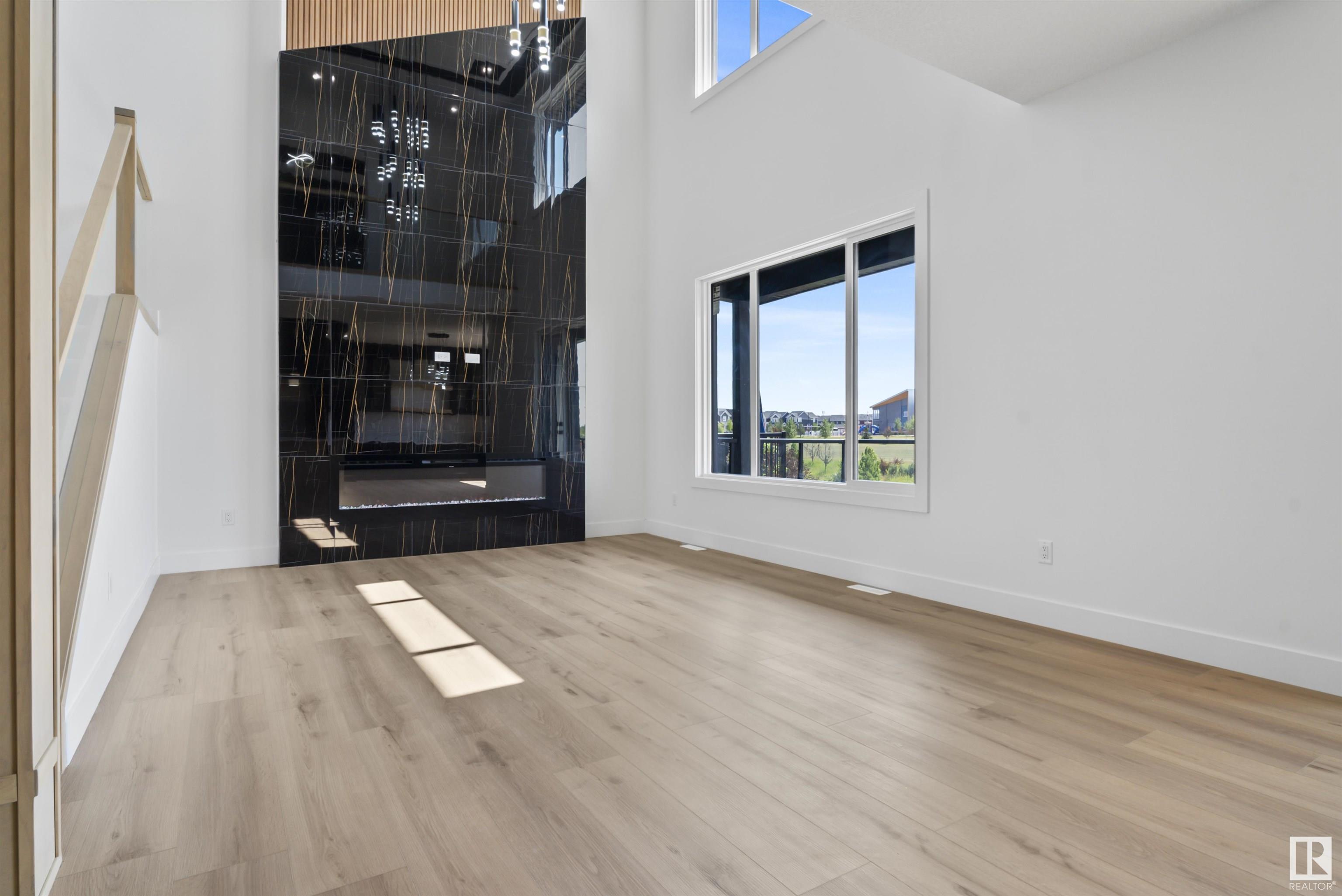     124 EDGEWATER CI , Leduc,  ,T9E 1K5 ;  Listing Number: MLS E4419820