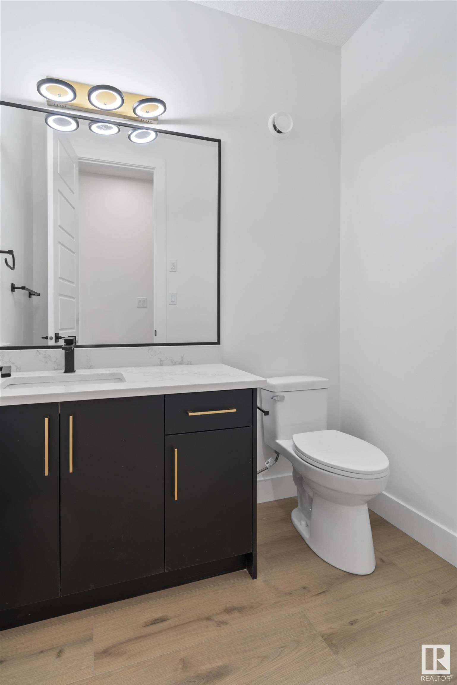      124 EDGEWATER CI , Leduc,  ,T9E 1K5 ;  Listing Number: MLS E4419820