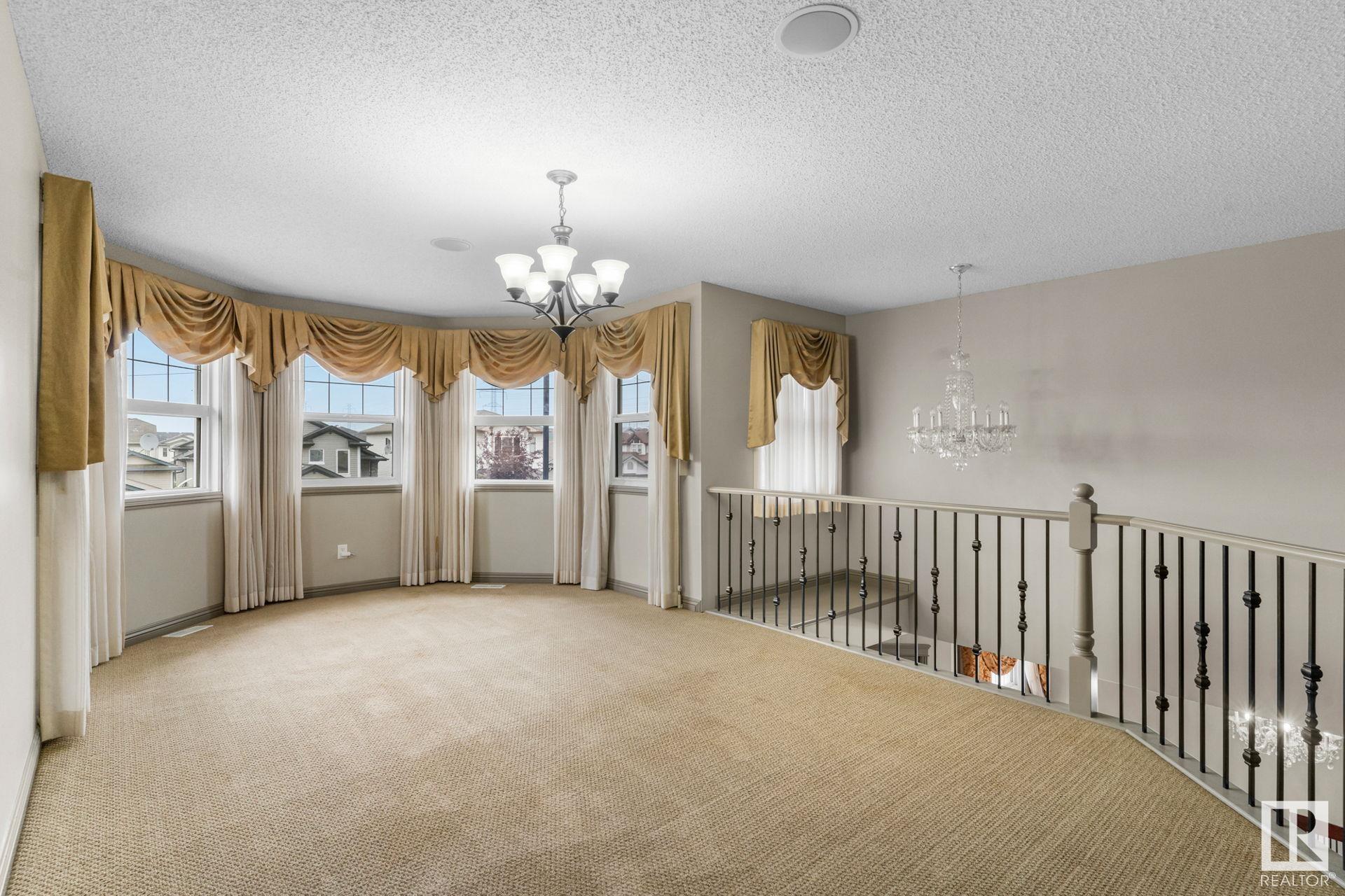      2923 24 AV NW , Edmonton,  ,T6T 0G7 ;  Listing Number: MLS E4419829