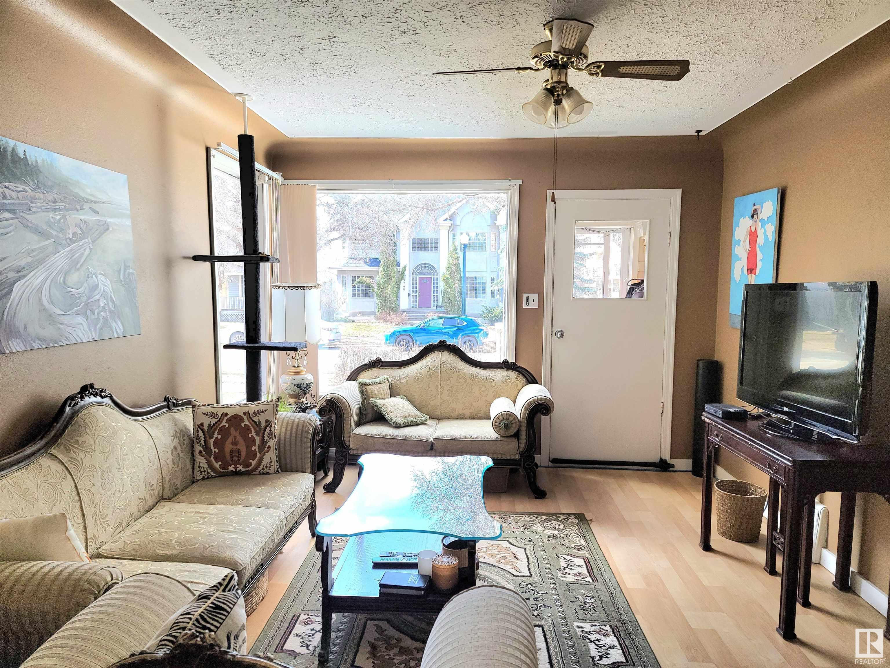      9745 94 ST NW , Edmonton,  ,T6C 3W1 ;  Listing Number: MLS E4419840