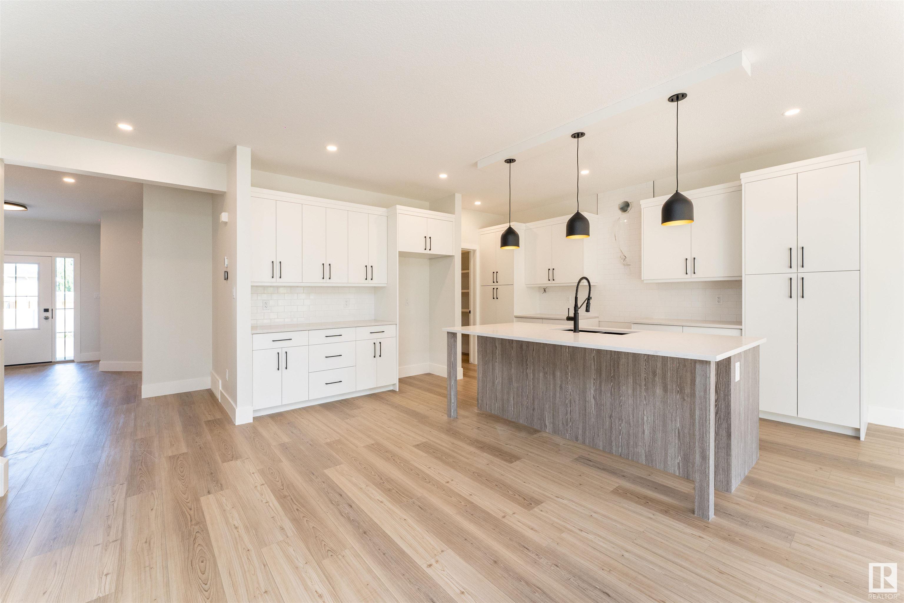      134 GRAYBRIAR DR , Stony Plain,  ,T7Z 2Z2 ;  Listing Number: MLS E4419847