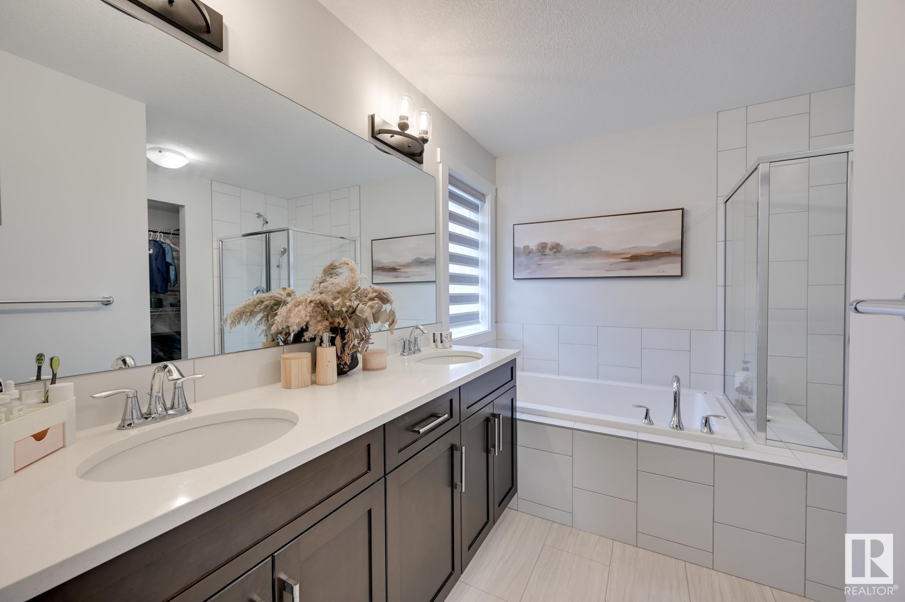      15651 14 AV SW , Edmonton,  ,T6W 4E4 ;  Listing Number: MLS E4419850
