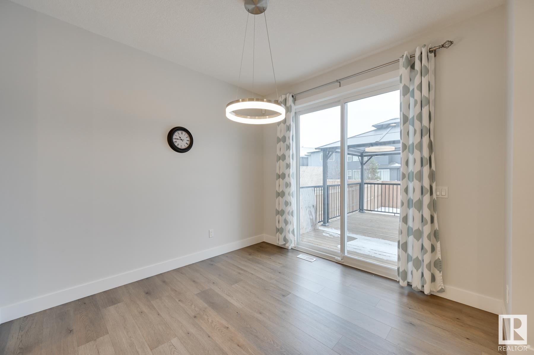      15651 14 AV SW , Edmonton,  ,T6W 4E4 ;  Listing Number: MLS E4419850