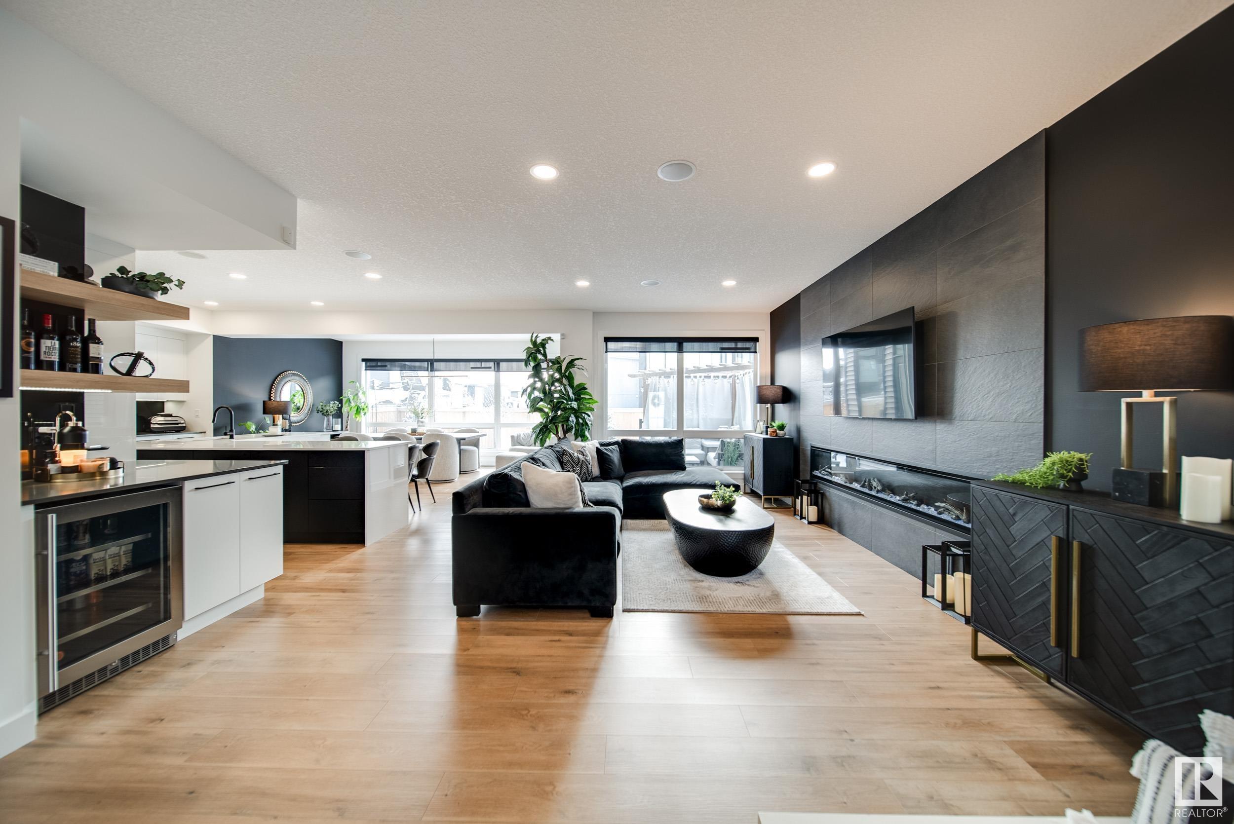      6642 KNOX PL SW , Edmonton,  ,T6W 4A1 ;  Listing Number: MLS E4419853