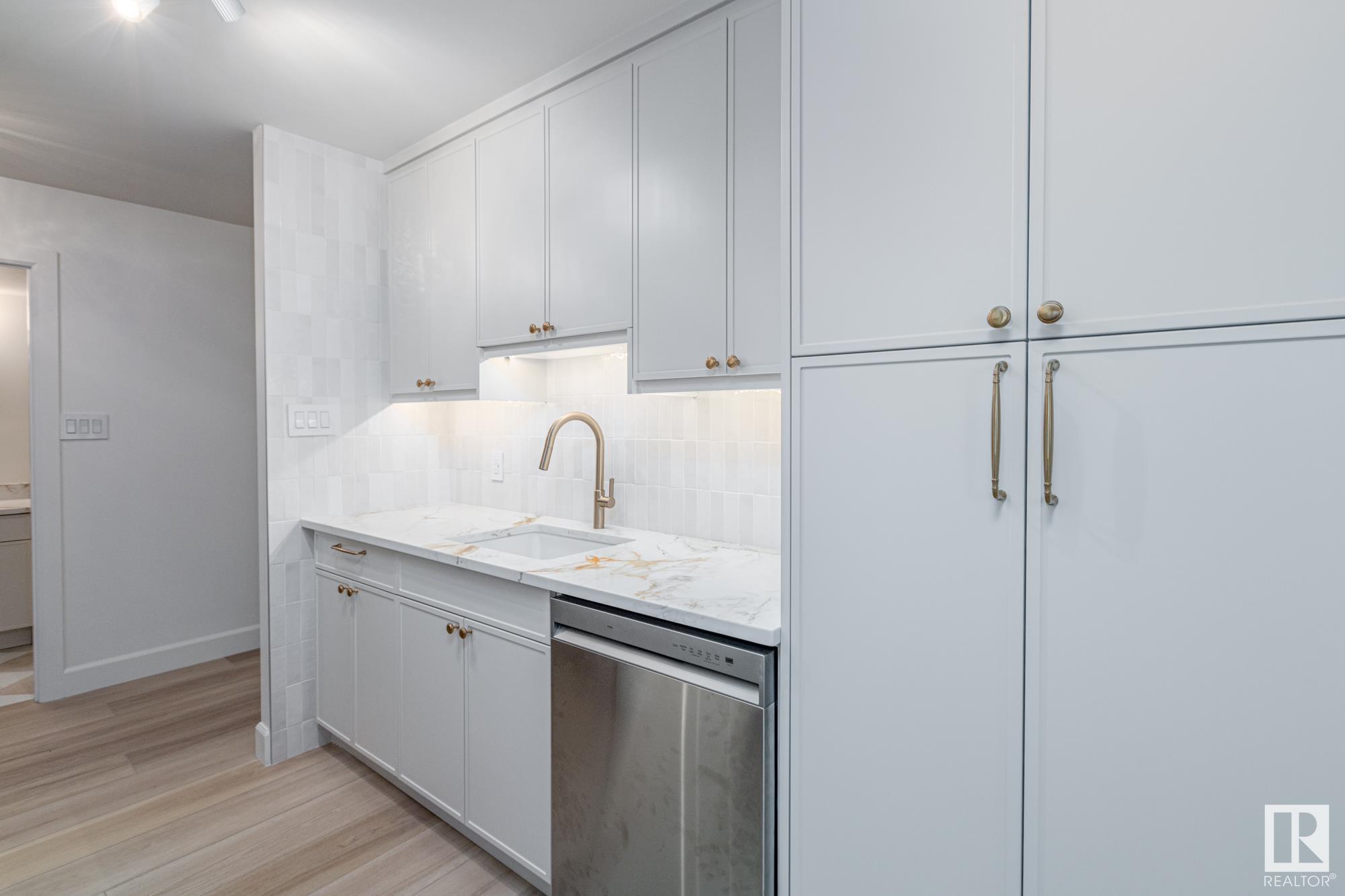      #1205 12141 Jasper AV NW , Edmonton,  ,T5N 3X9 ;  Listing Number: MLS E4419859