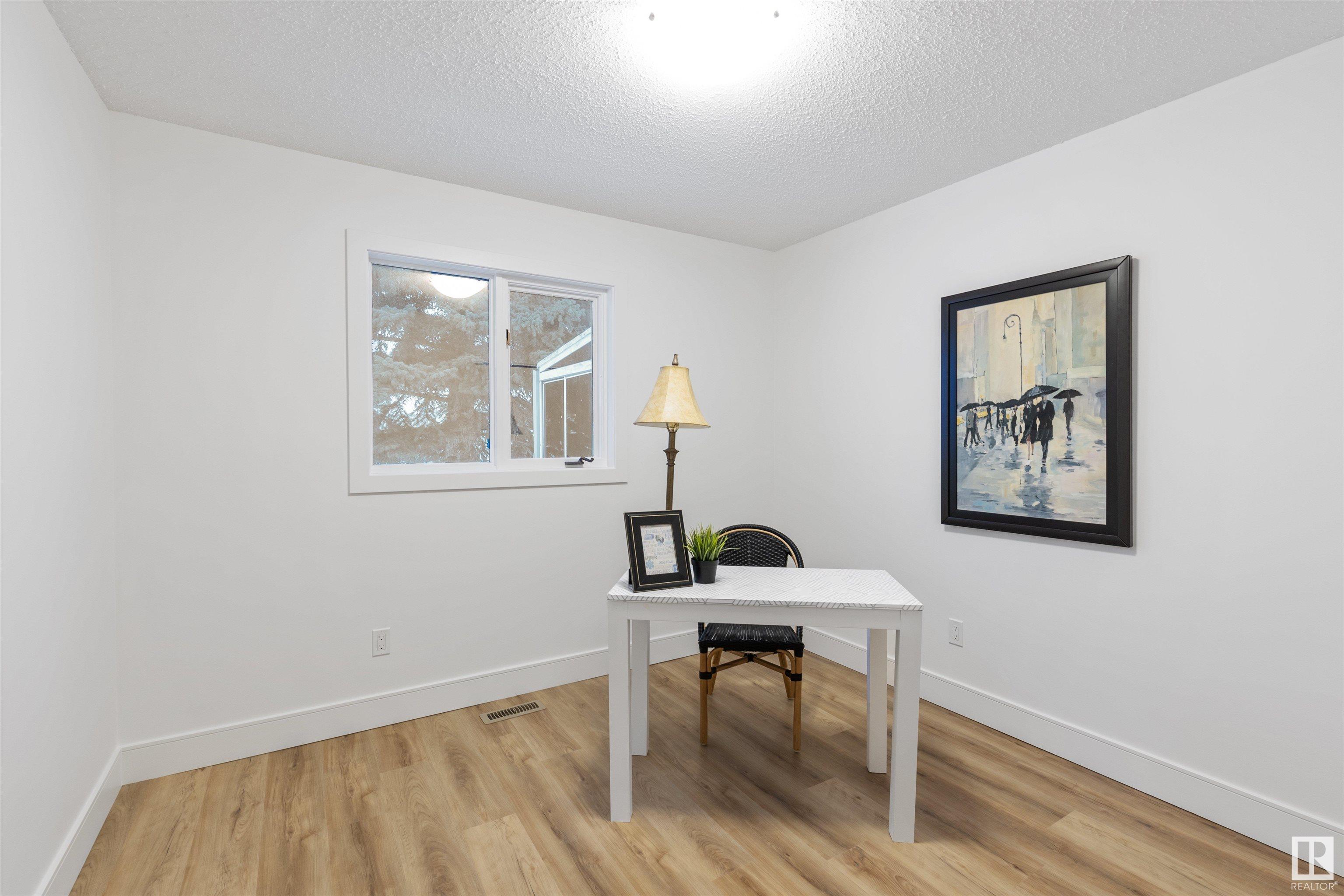      9127 GRANDIN RD , St. Albert,  ,T8N 5N3 ;  Listing Number: MLS E4419862