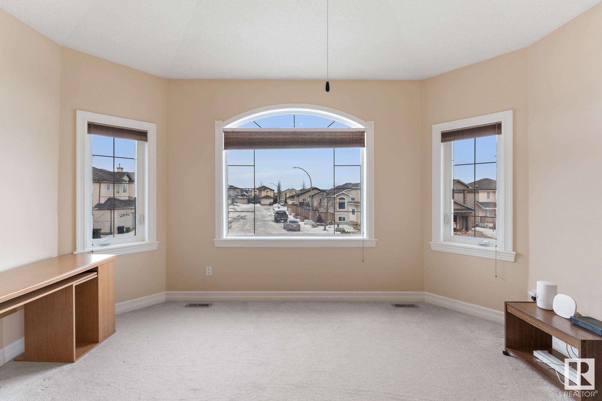     4835 154 AV NW , Edmonton,  ,T5Y 0C1 ;  Listing Number: MLS E4419867