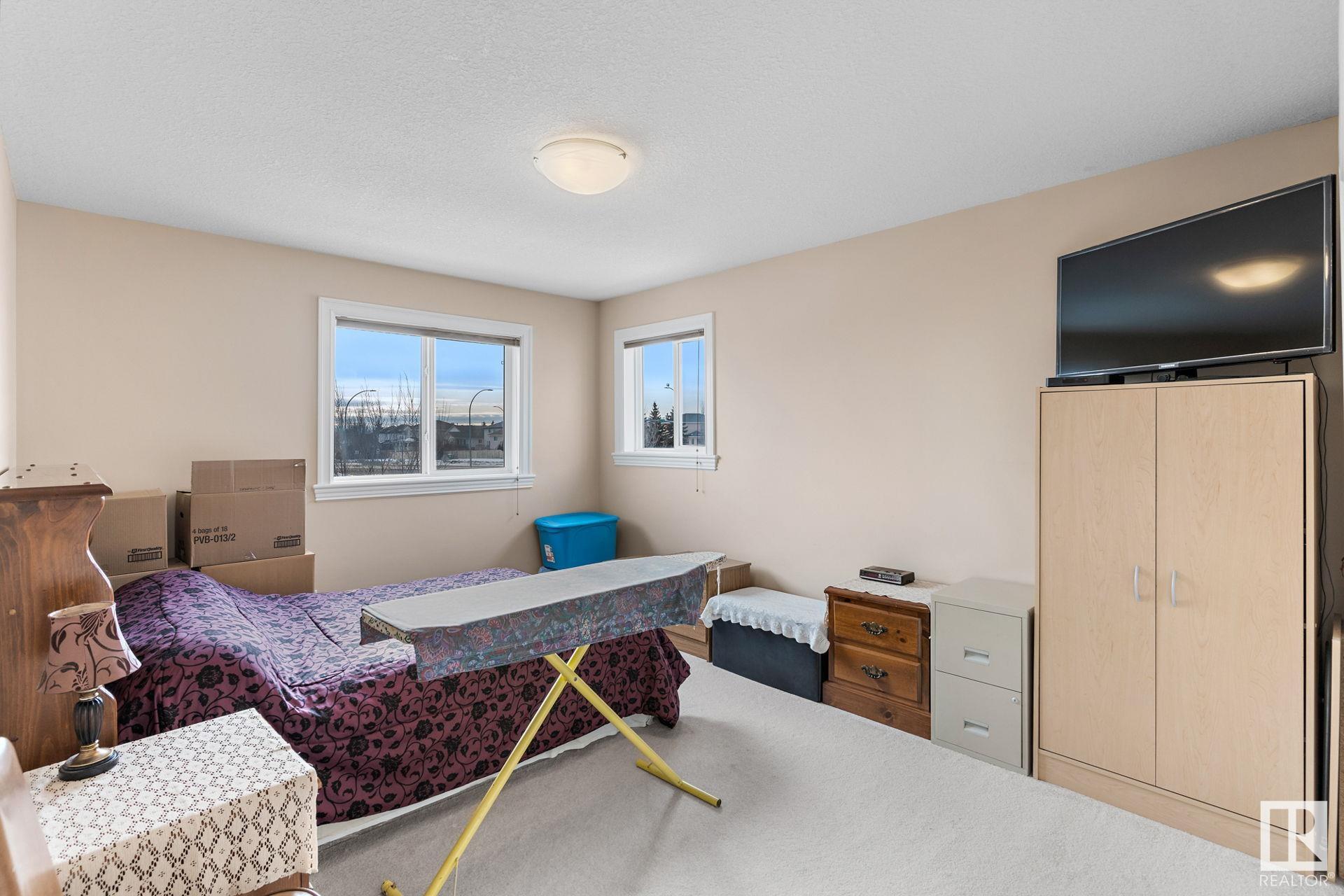      4835 154 AV NW , Edmonton,  ,T5Y 0C1 ;  Listing Number: MLS E4419867