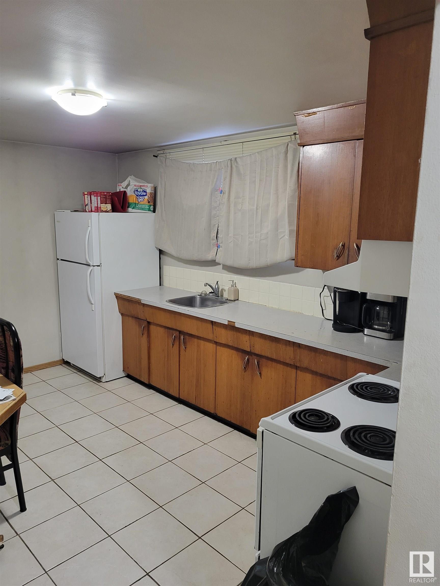      12712 94 ST NW , Edmonton,  ,T5E 3V5 ;  Listing Number: MLS E4419873