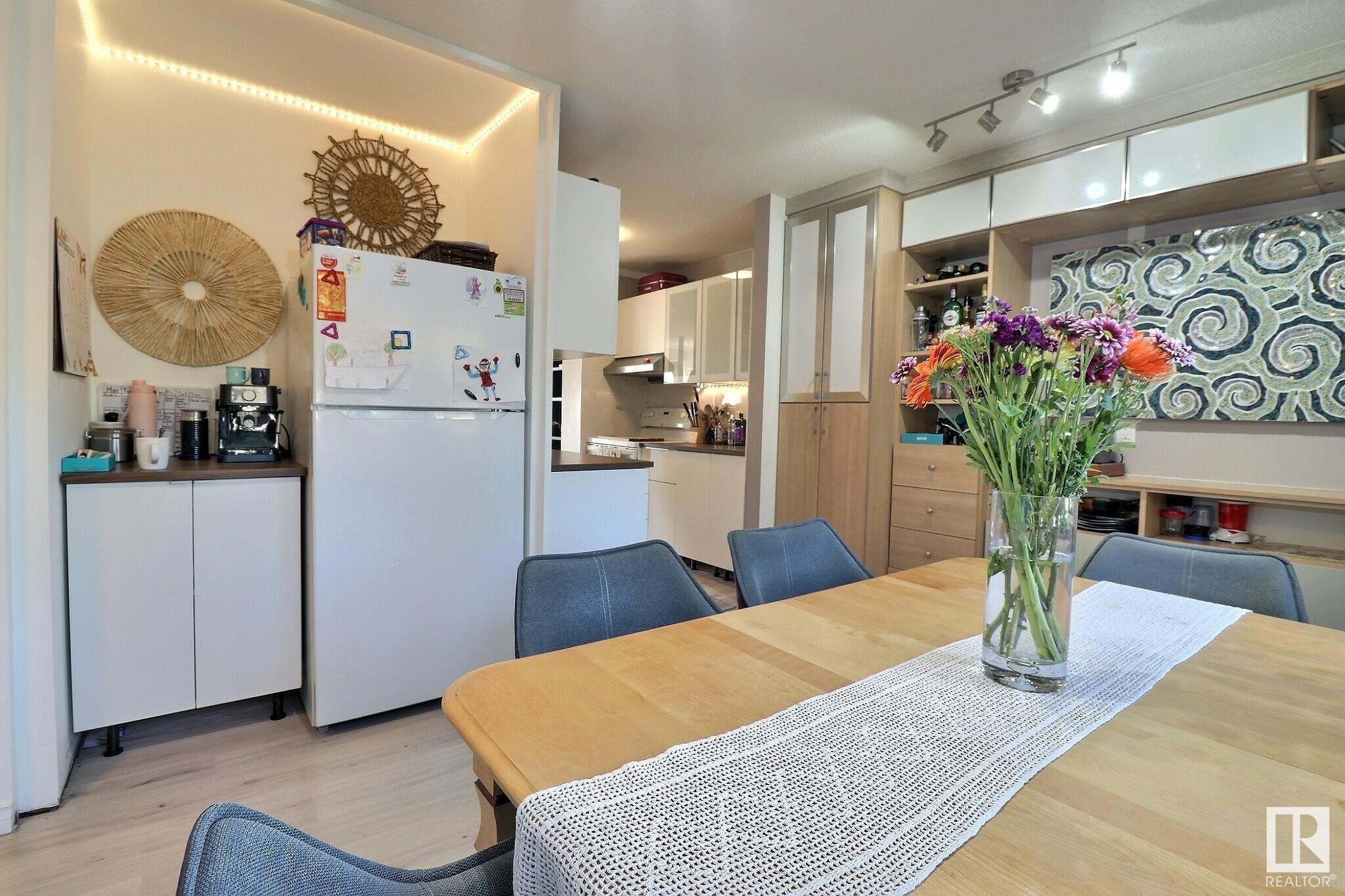      106 VILLAGE ON THE GREEN GR NW , Edmonton,  ,T5A 1H2 ;  Listing Number: MLS E4419875
