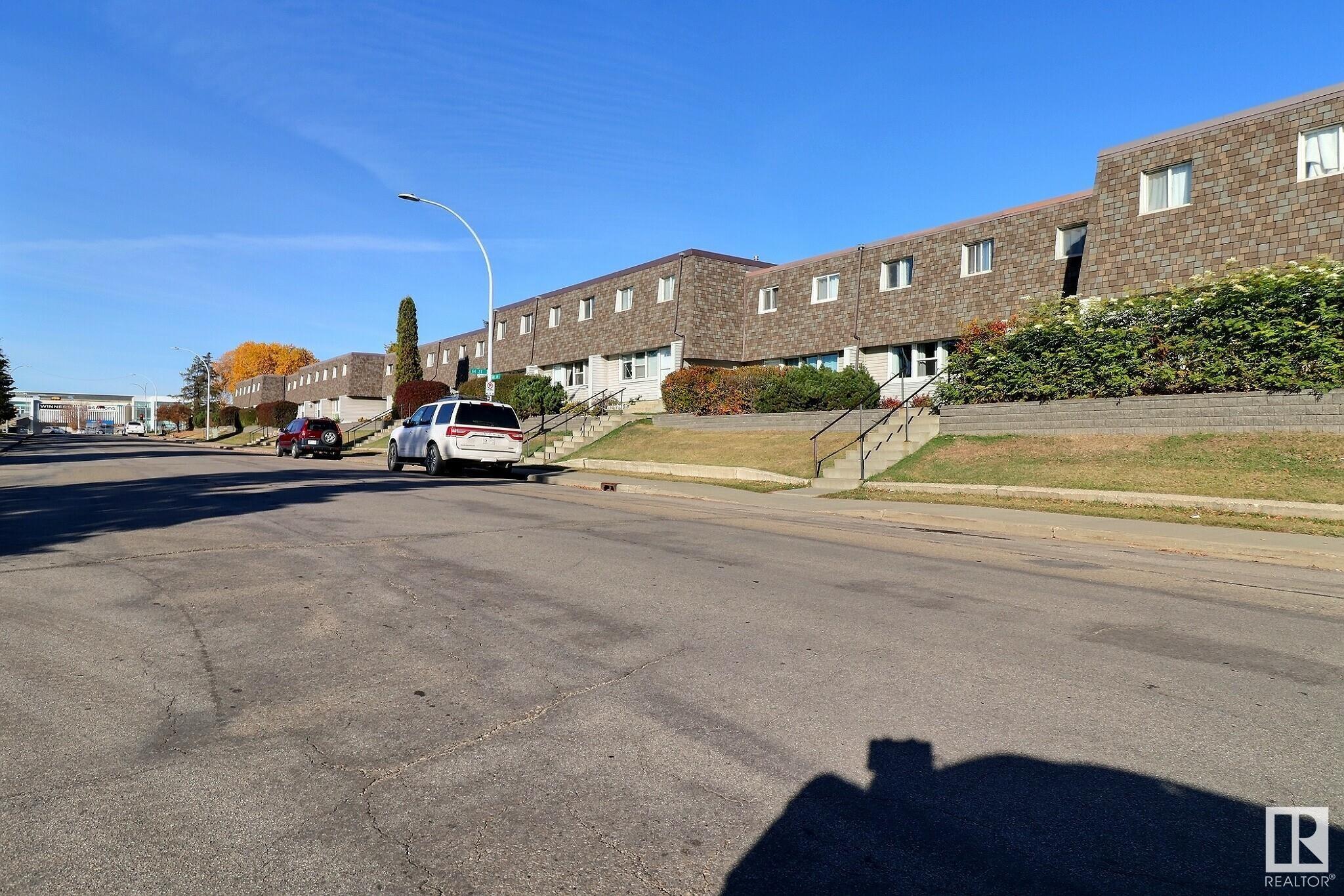      106 VILLAGE ON THE GREEN GR NW , Edmonton,  ,T5A 1H2 ;  Listing Number: MLS E4419875