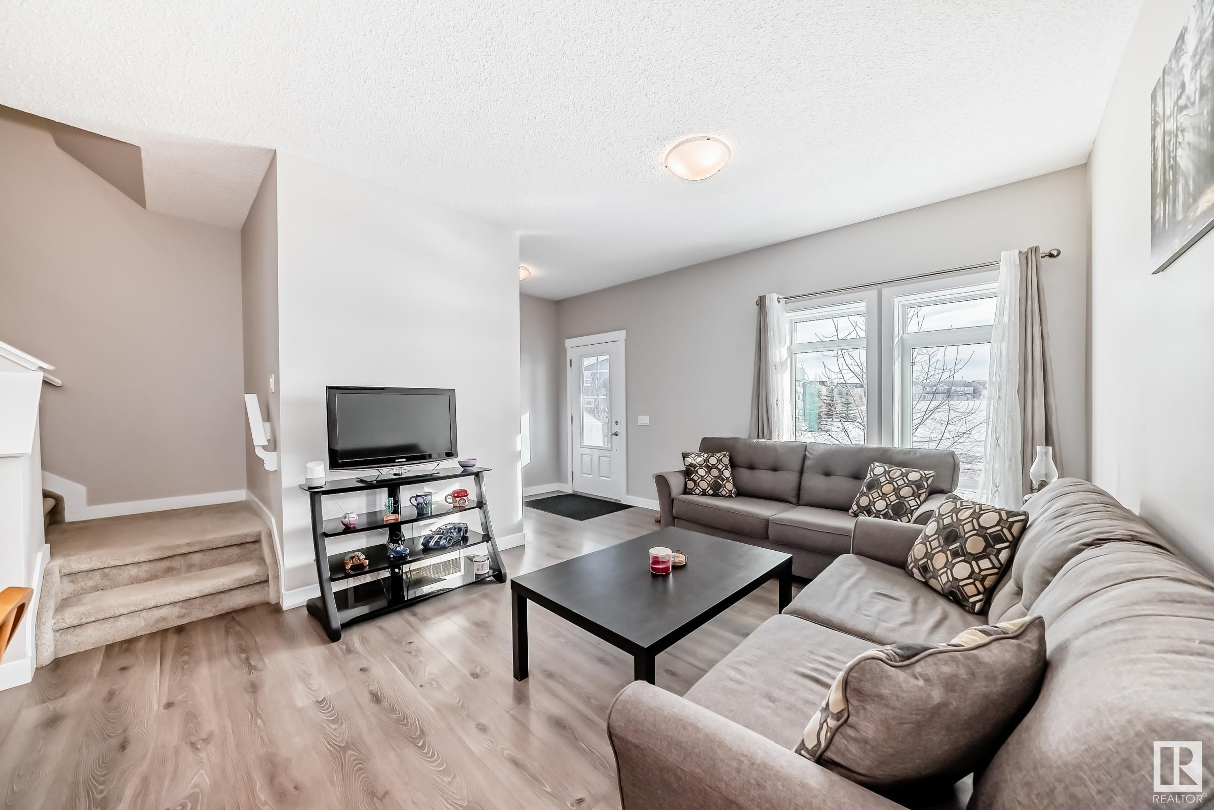      4072 Chappelle GR SW , Edmonton,  ,T6W 4M7 ;  Listing Number: MLS E4419877