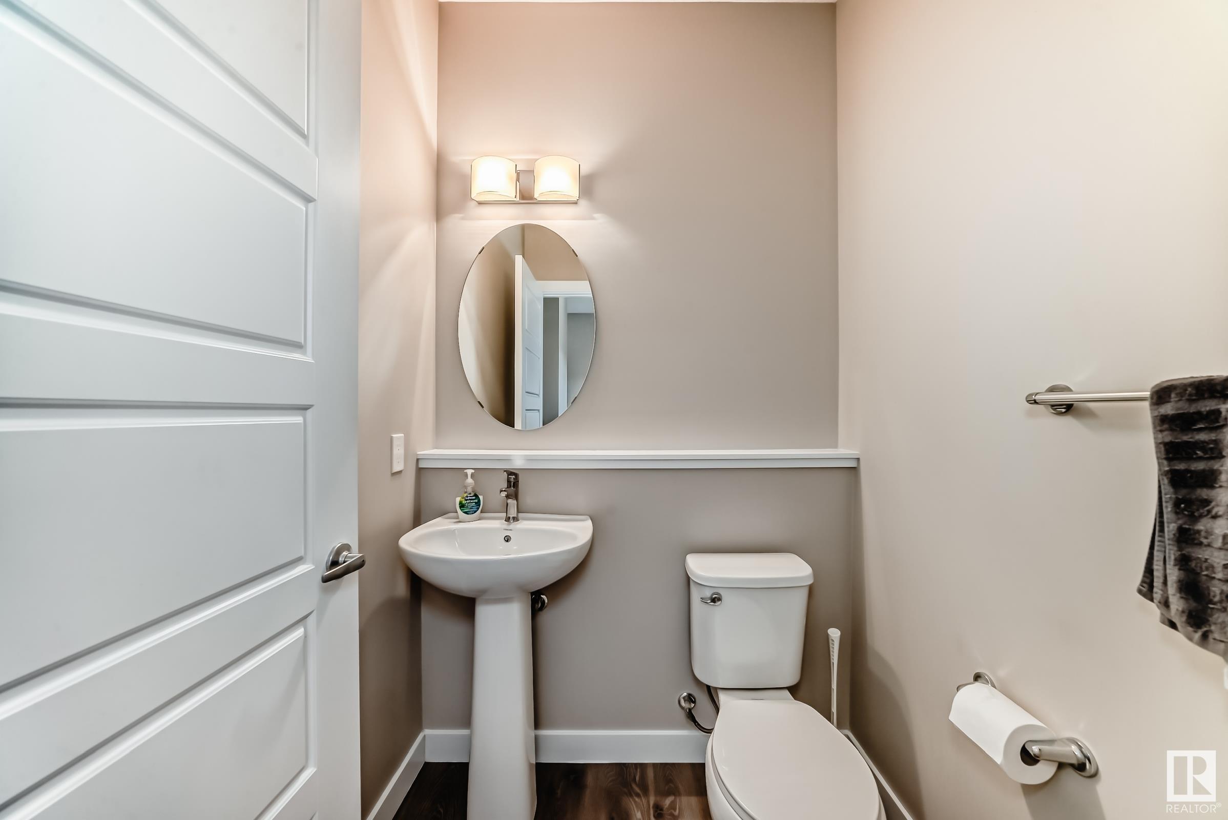      4072 Chappelle GR SW , Edmonton,  ,T6W 4M7 ;  Listing Number: MLS E4419877
