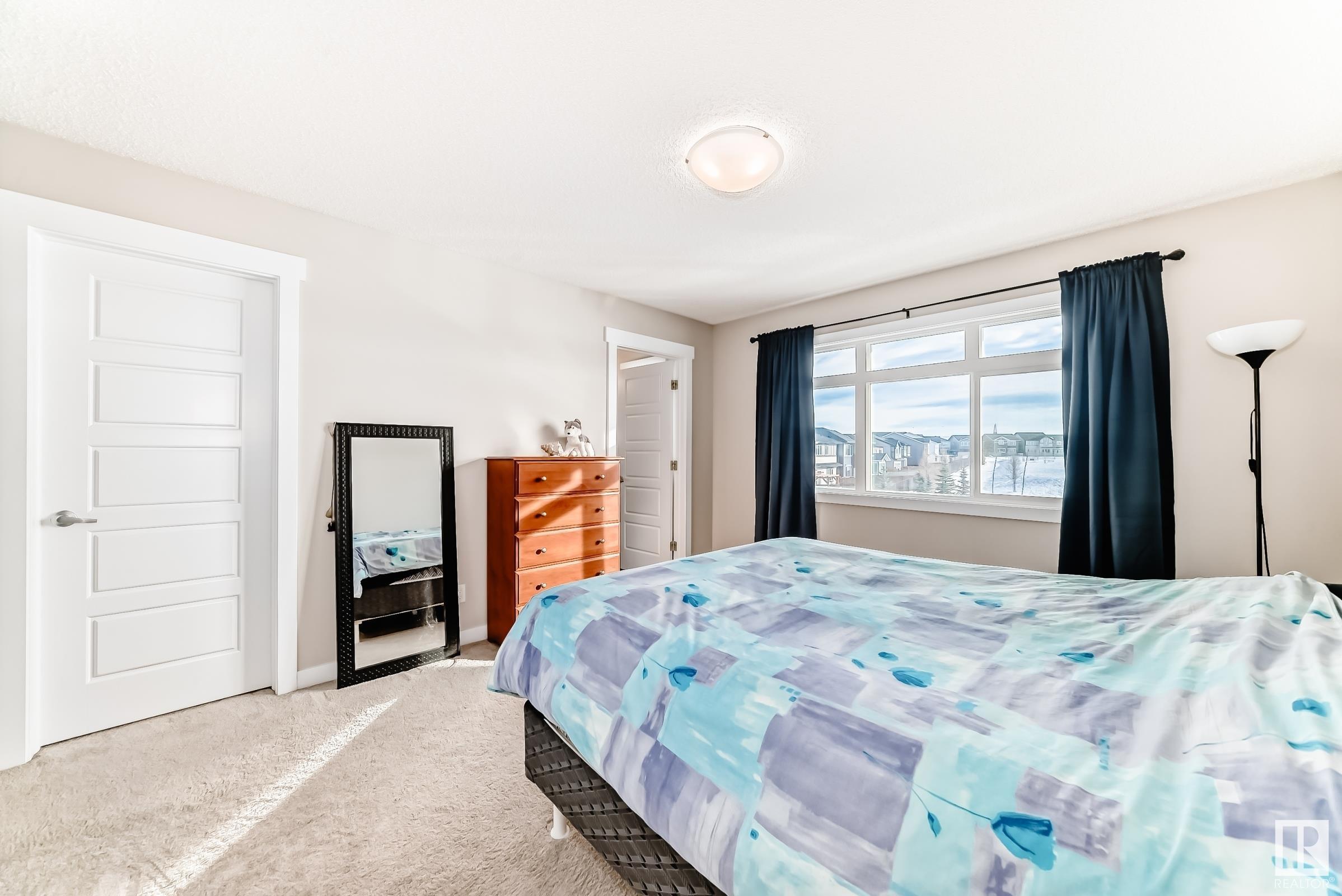      4072 Chappelle GR SW , Edmonton,  ,T6W 4M7 ;  Listing Number: MLS E4419877