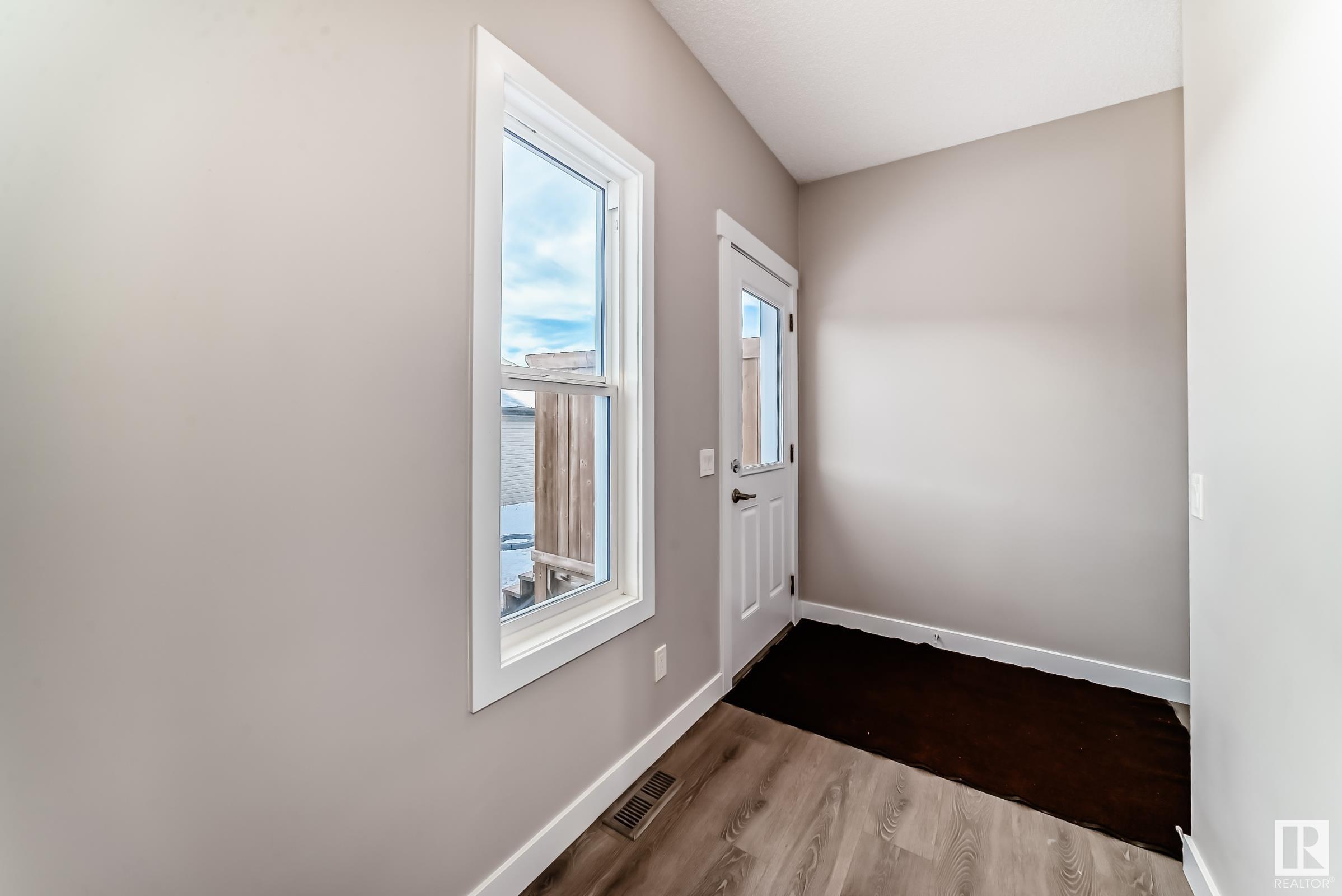      4072 Chappelle GR SW , Edmonton,  ,T6W 4M7 ;  Listing Number: MLS E4419877