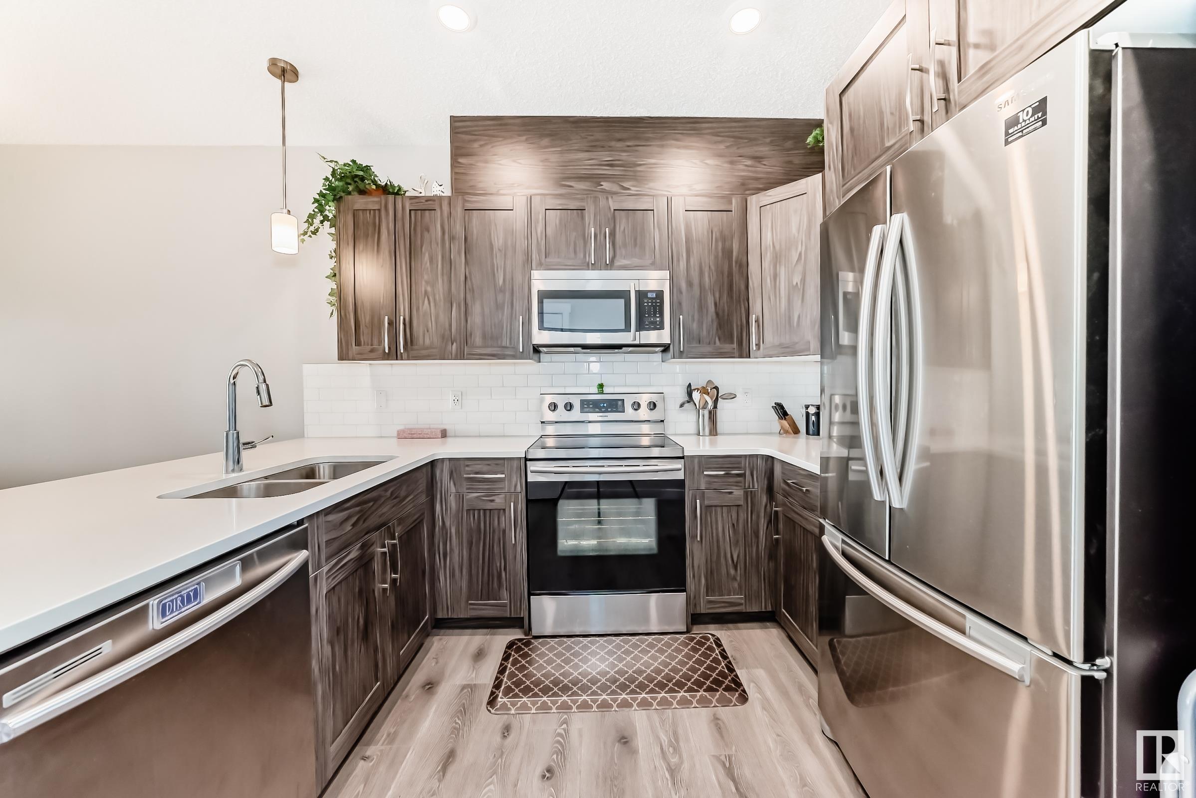      4072 Chappelle GR SW , Edmonton,  ,T6W 4M7 ;  Listing Number: MLS E4419877