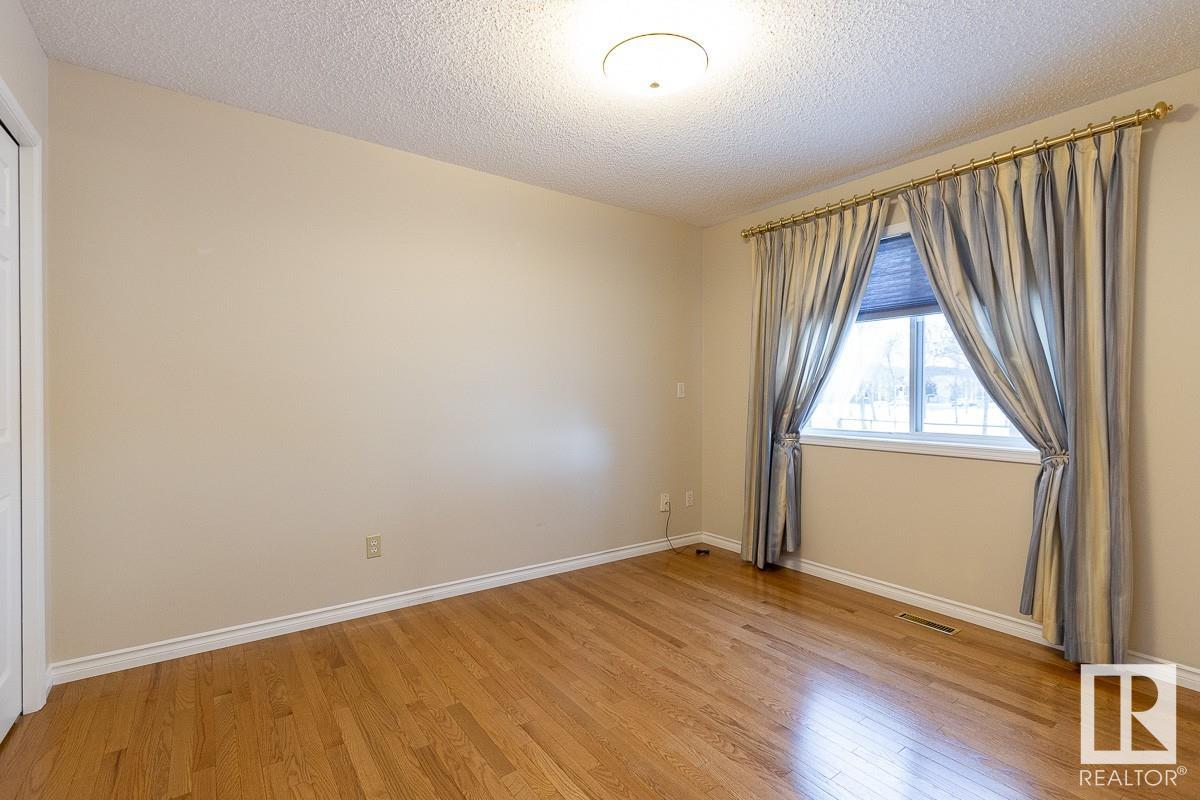      #5 9704 165 ST NW , Edmonton,  ,T5P 4W4 ;  Listing Number: MLS E4419883