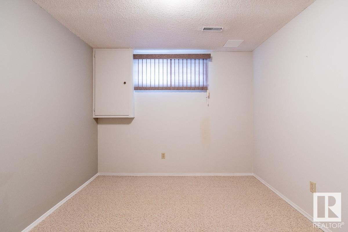      #5 9704 165 ST NW , Edmonton,  ,T5P 4W4 ;  Listing Number: MLS E4419883