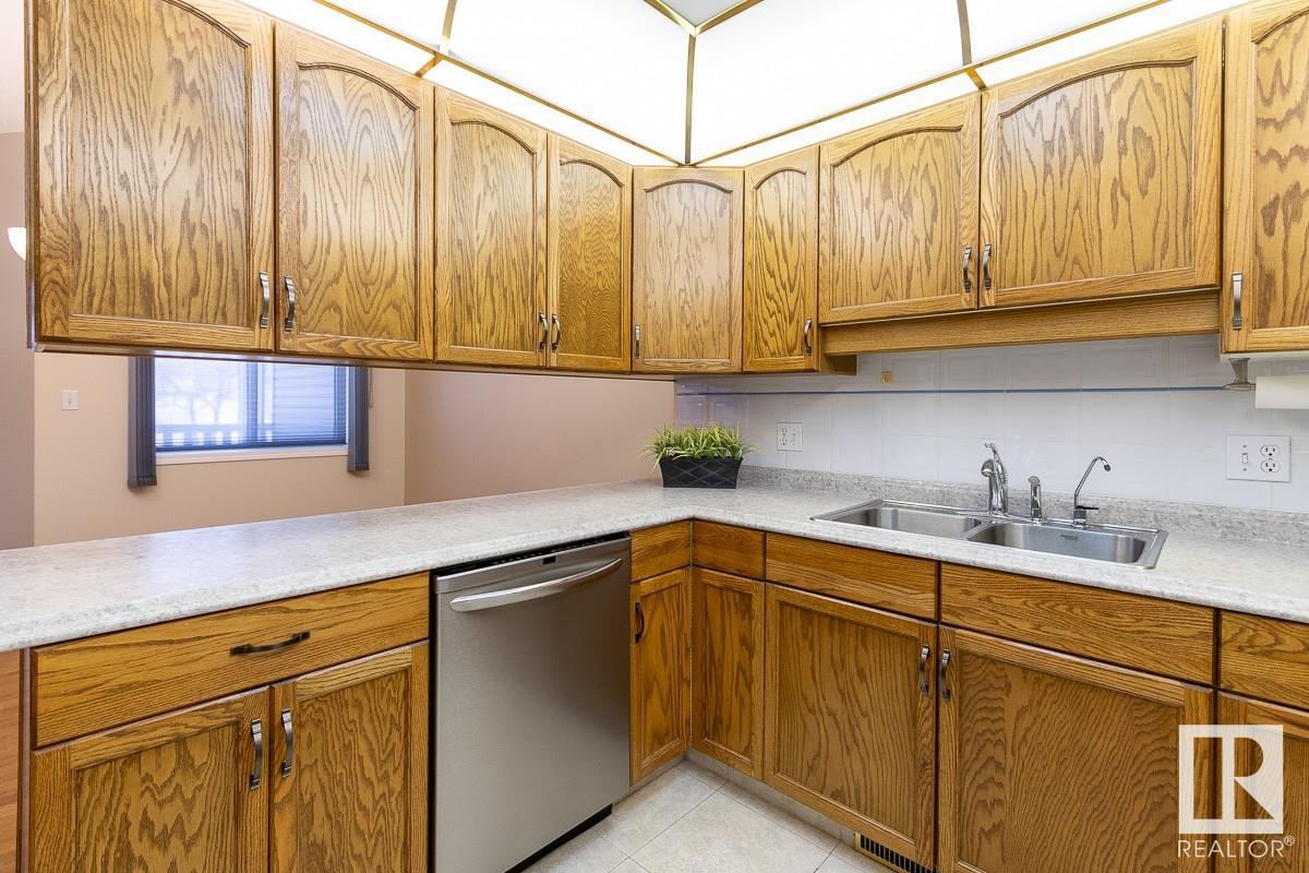      #5 9704 165 ST NW , Edmonton,  ,T5P 4W4 ;  Listing Number: MLS E4419883