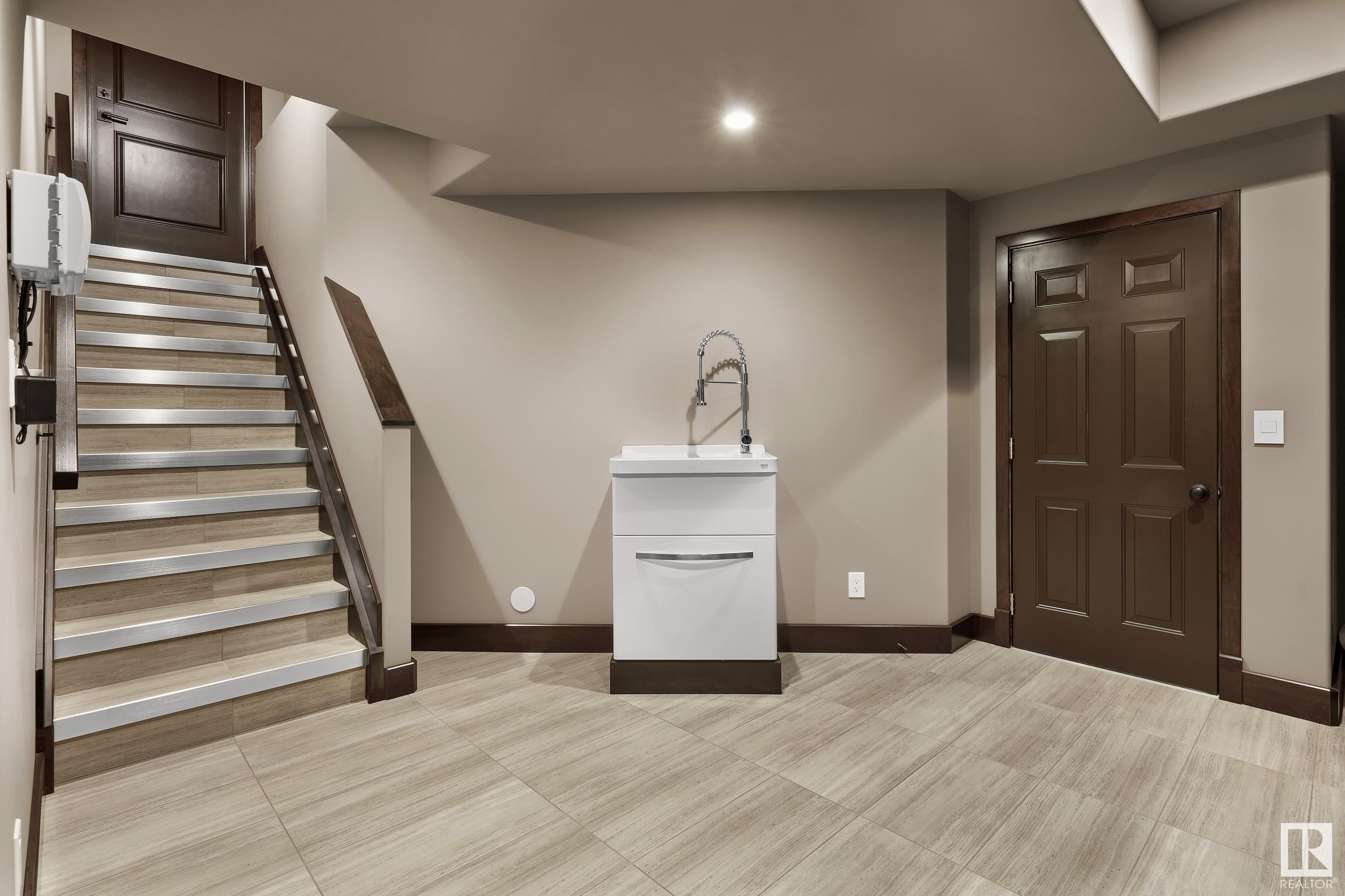      3719 CAMERON HEIGHTS PL NW , Edmonton,  ,T6M 0R1 ;  Listing Number: MLS E4419886