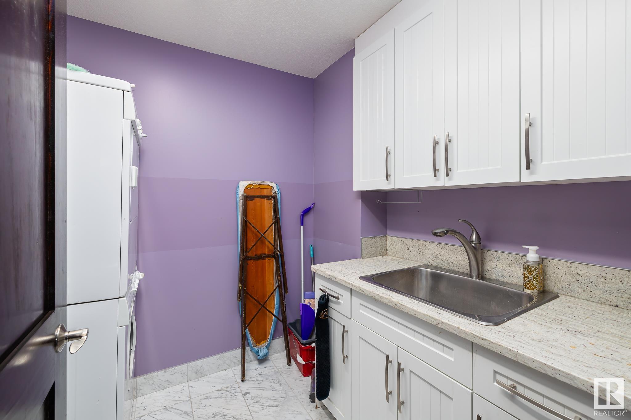      16 QUESNELL CR NW , Edmonton,  ,T5R 5N9 ;  Listing Number: MLS E4419889