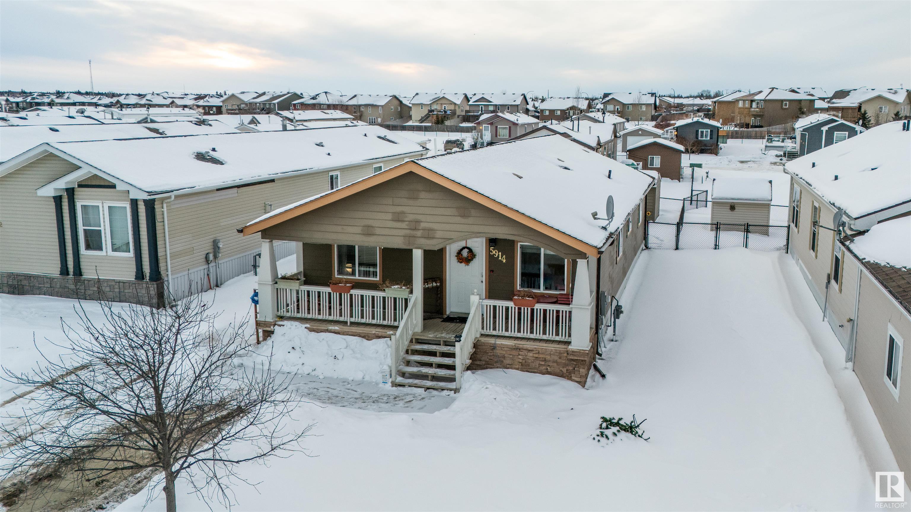      5914 Fontaine DR , Cold Lake,  ,T9M 0C6 ;  Listing Number: MLS E4419892