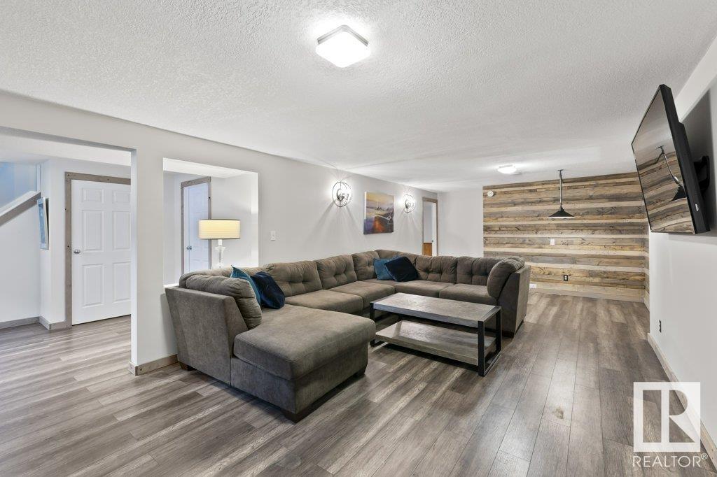      20 FERMONT ST , St. Albert,  ,T8N 1W8 ;  Listing Number: MLS E4419893