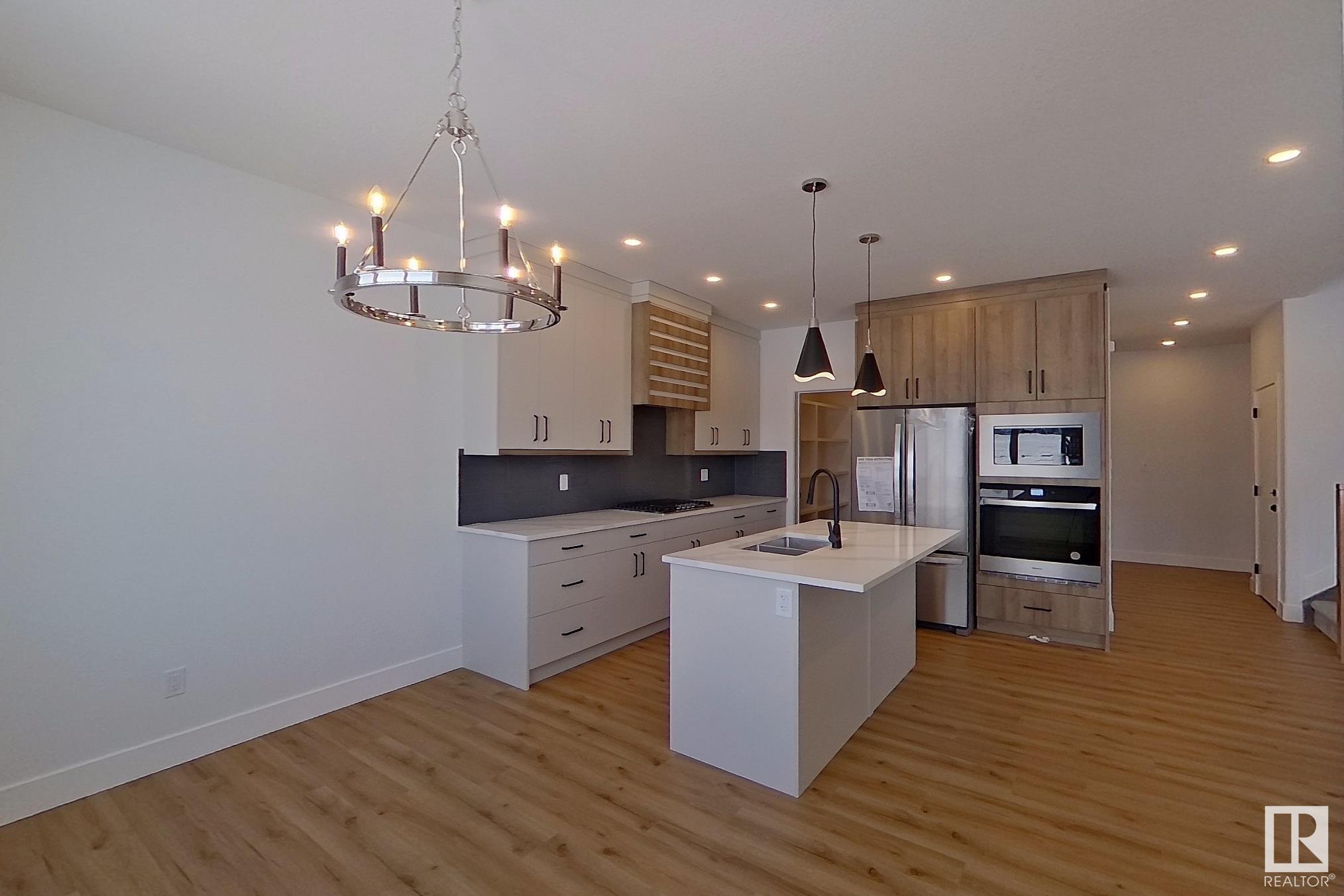      125 WYATT RG , Fort Saskatchewan,  ,T8L 0Z8 ;  Listing Number: MLS E4419895