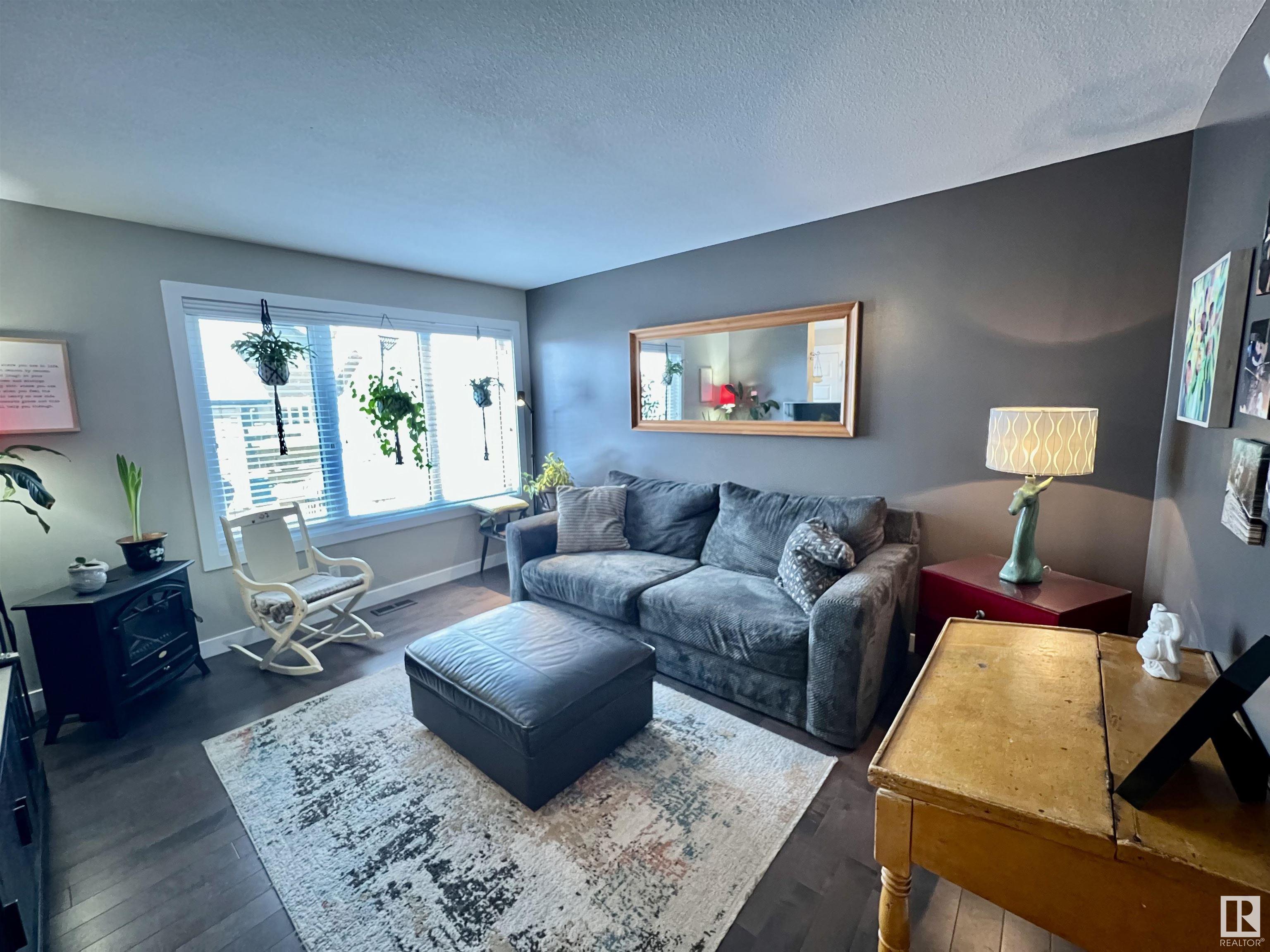      20 ABBEY RD , Sherwood Park,  ,T8H 0V6 ;  Listing Number: MLS E4419900