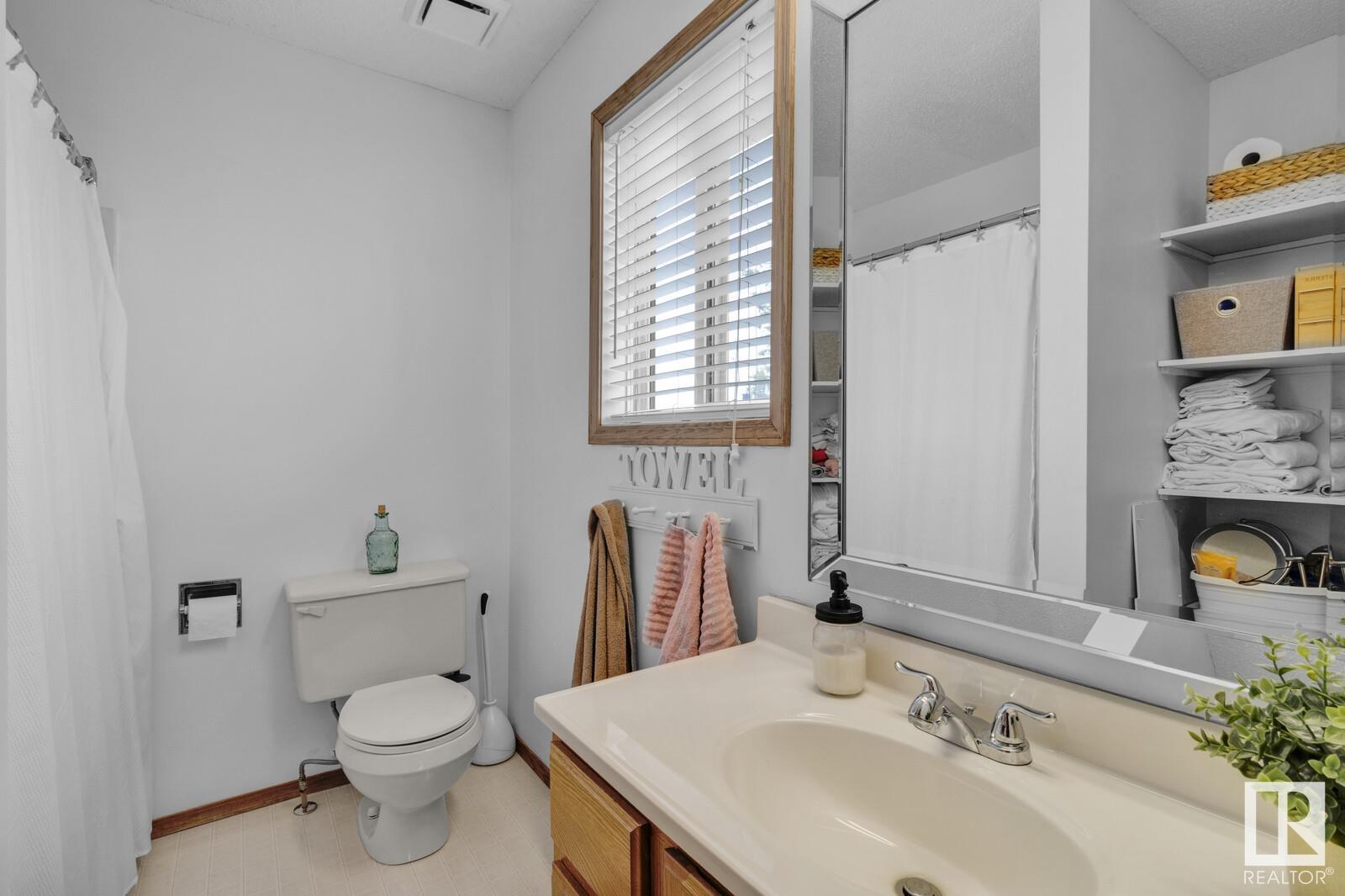      6510 50 AV , Rural Lac Ste. Anne County,  ,T0E 0A0 ;  Listing Number: MLS E4419902