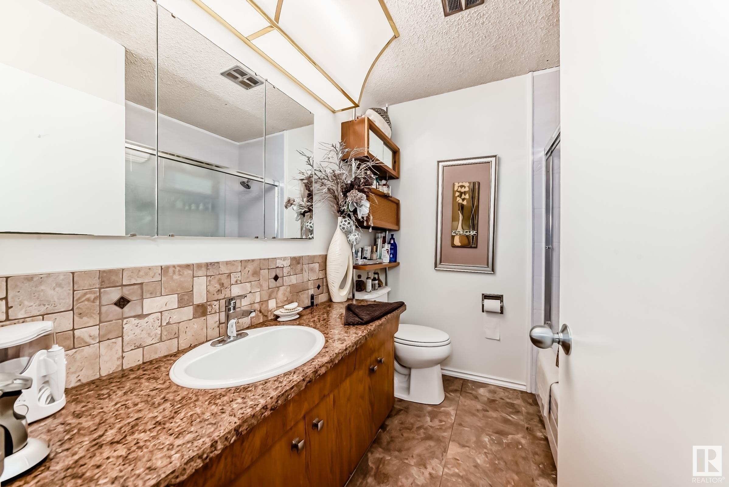      11124 36A AV NW , Edmonton,  ,T6J 0E5 ;  Listing Number: MLS E4419904