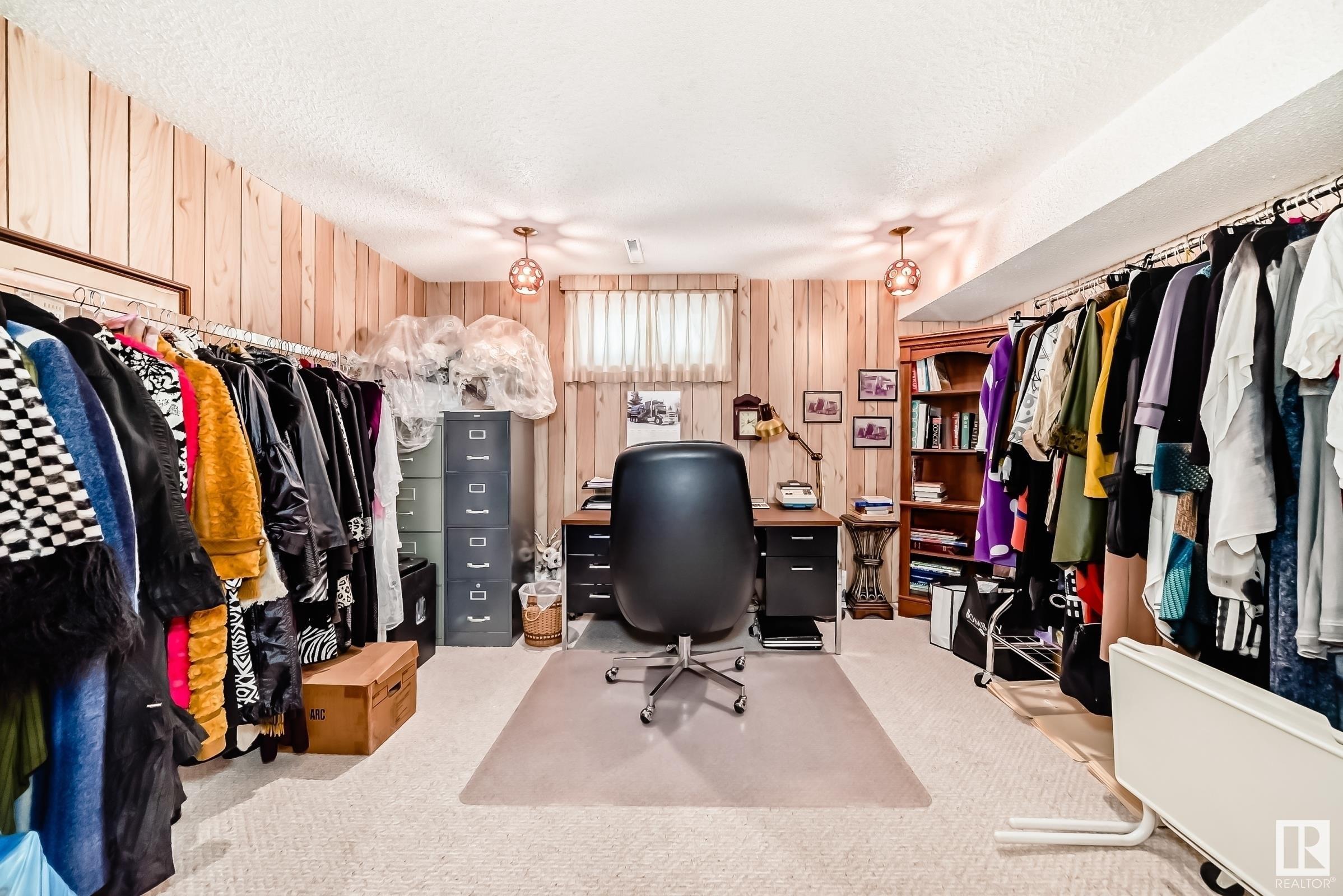      11124 36A AV NW , Edmonton,  ,T6J 0E5 ;  Listing Number: MLS E4419904