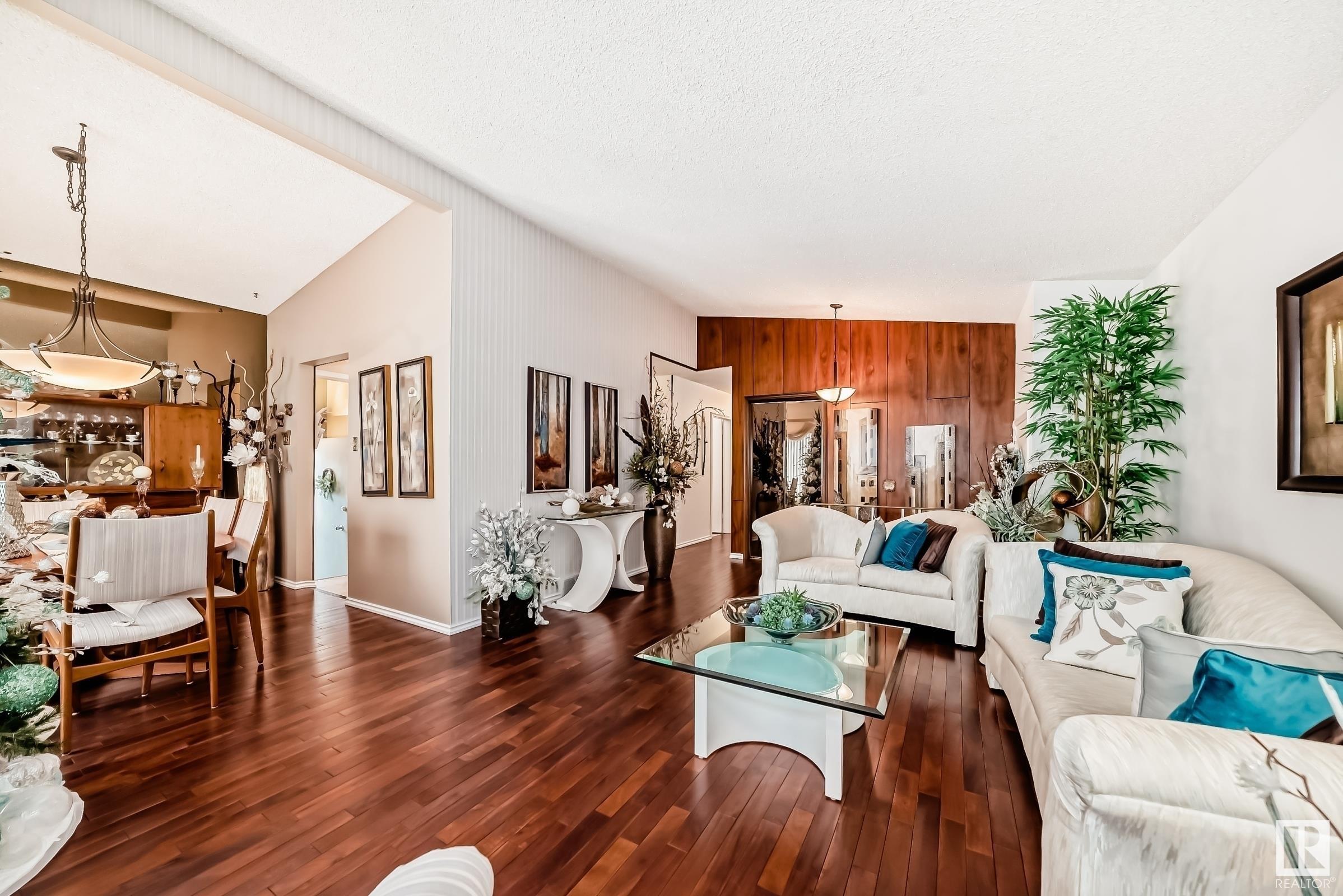      11124 36A AV NW , Edmonton,  ,T6J 0E5 ;  Listing Number: MLS E4419904