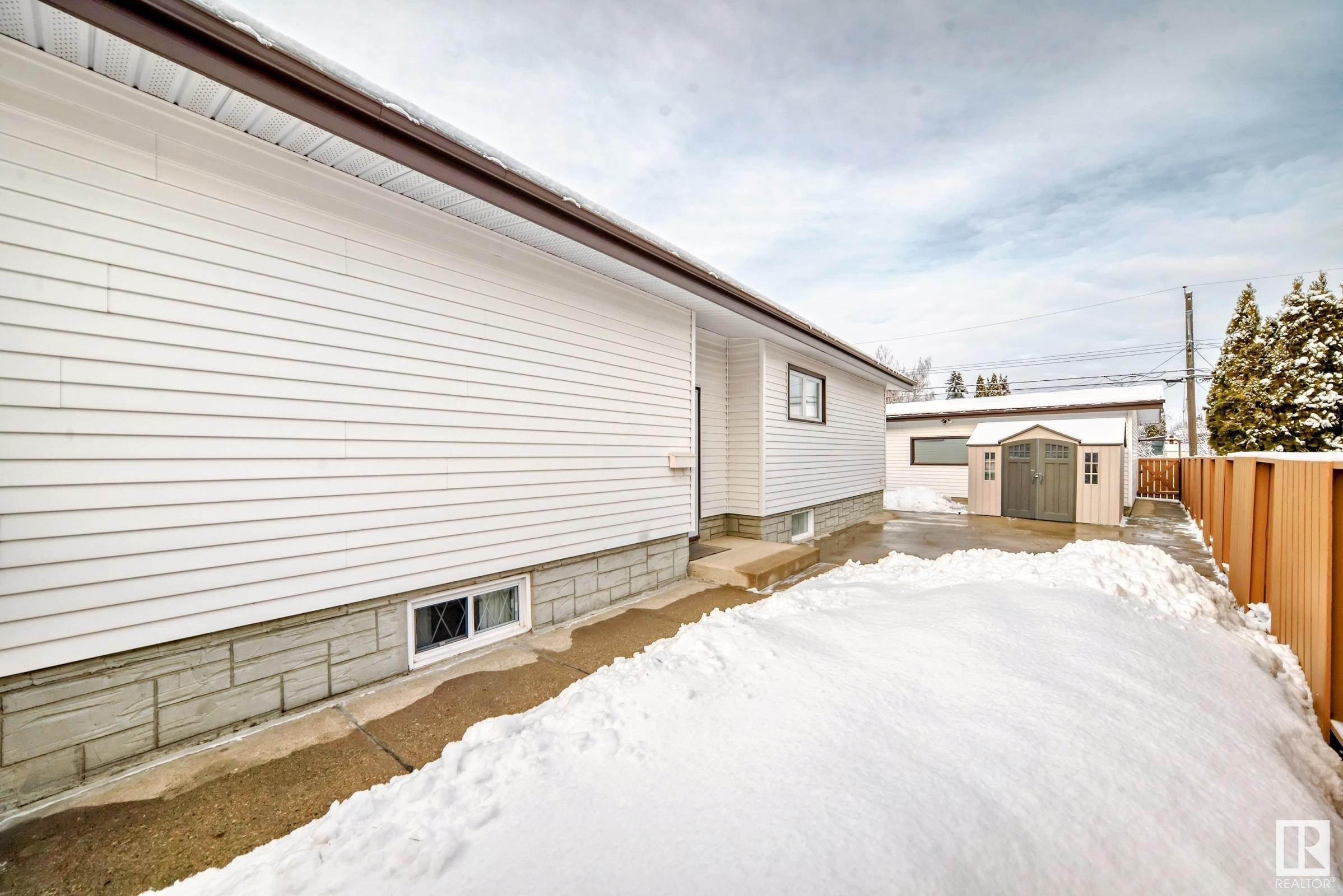      11124 36A AV NW , Edmonton,  ,T6J 0E5 ;  Listing Number: MLS E4419904