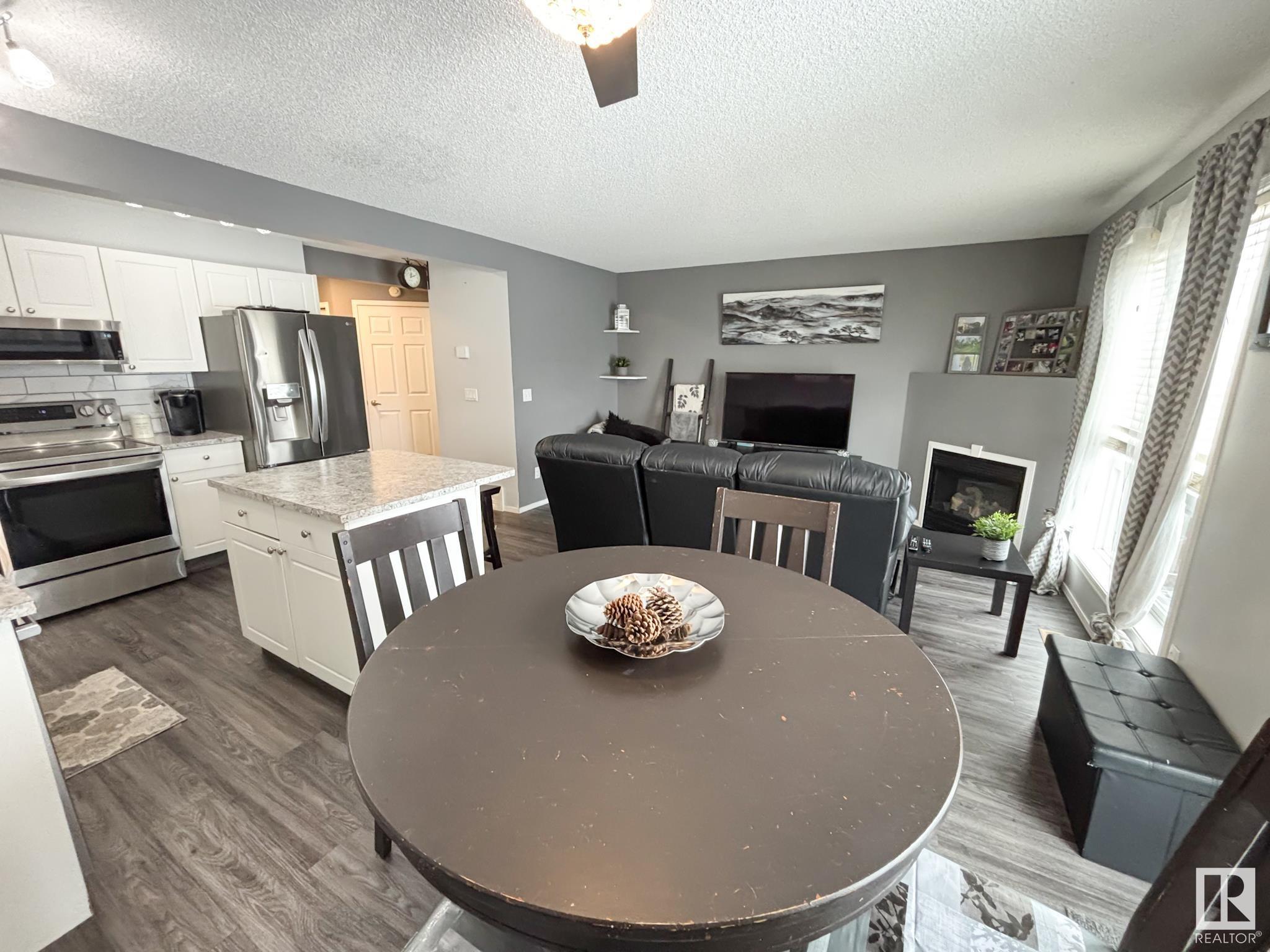      13094 162A AV NW , Edmonton,  ,T6V 1W1 ;  Listing Number: MLS E4419933
