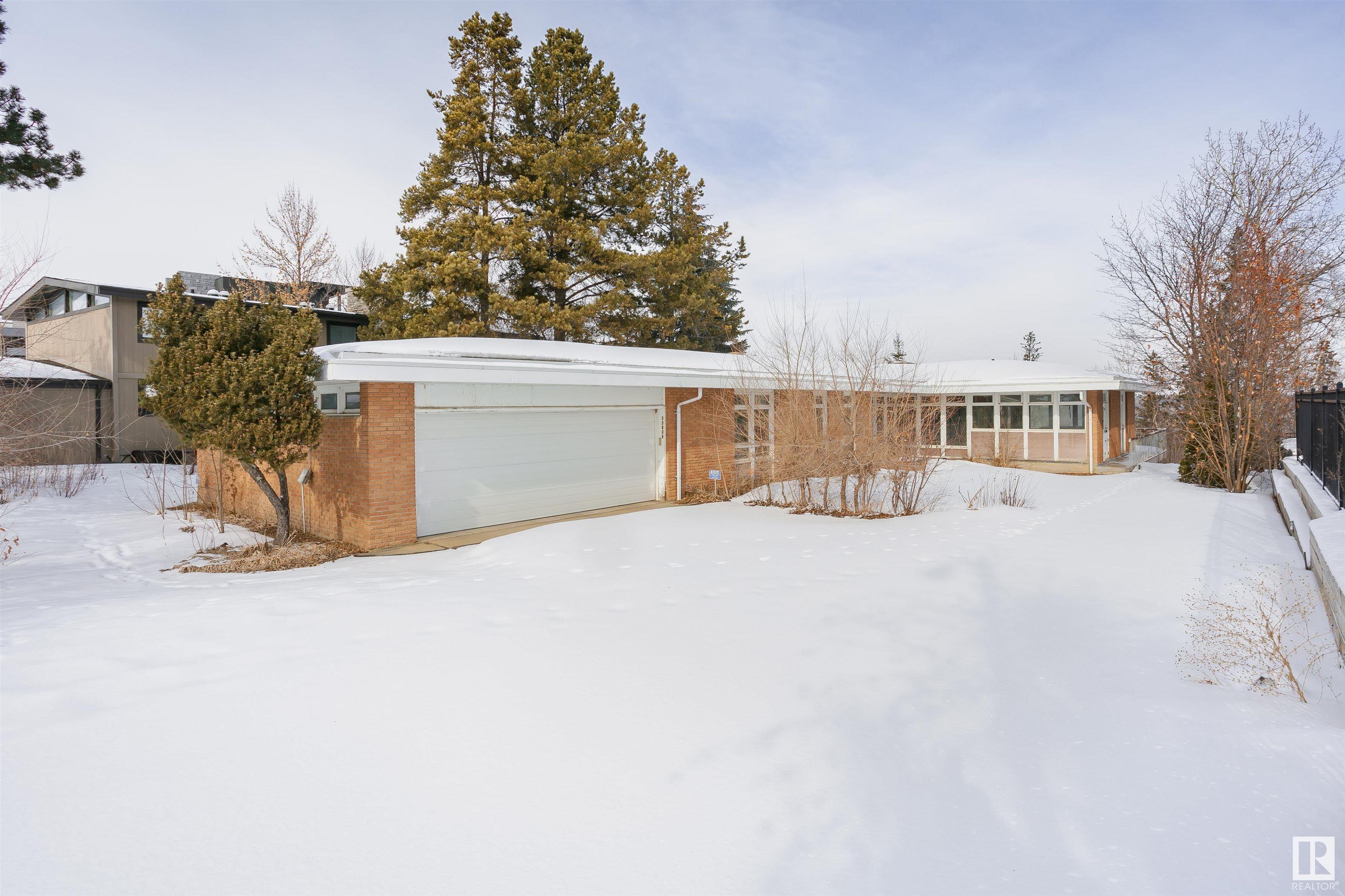      13808 VALLEYVIEW DR NW , Edmonton,  ,T5R 5T8 ;  Listing Number: MLS E4419934