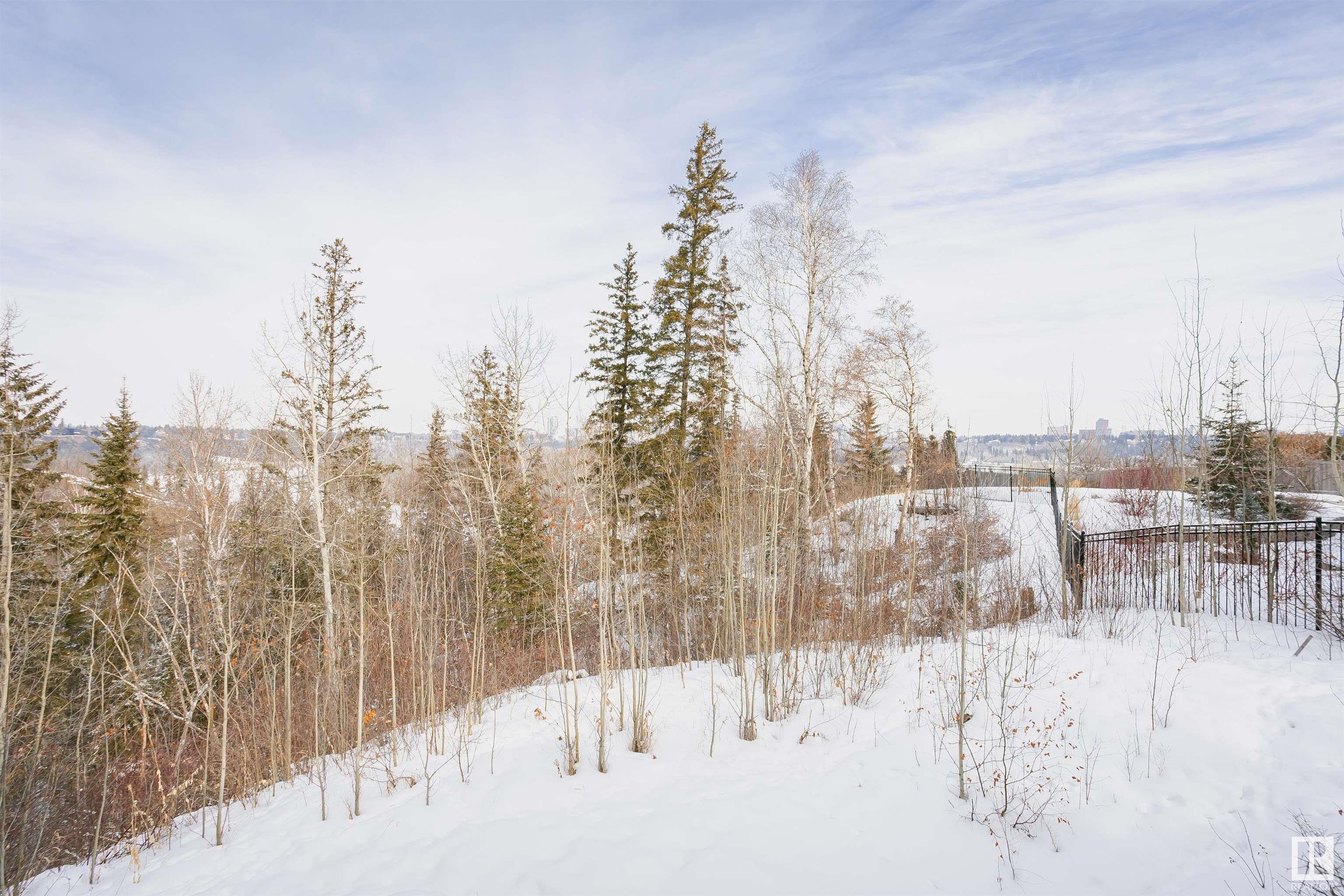      13808 VALLEYVIEW DR NW , Edmonton,  ,T5R 5T8 ;  Listing Number: MLS E4419934