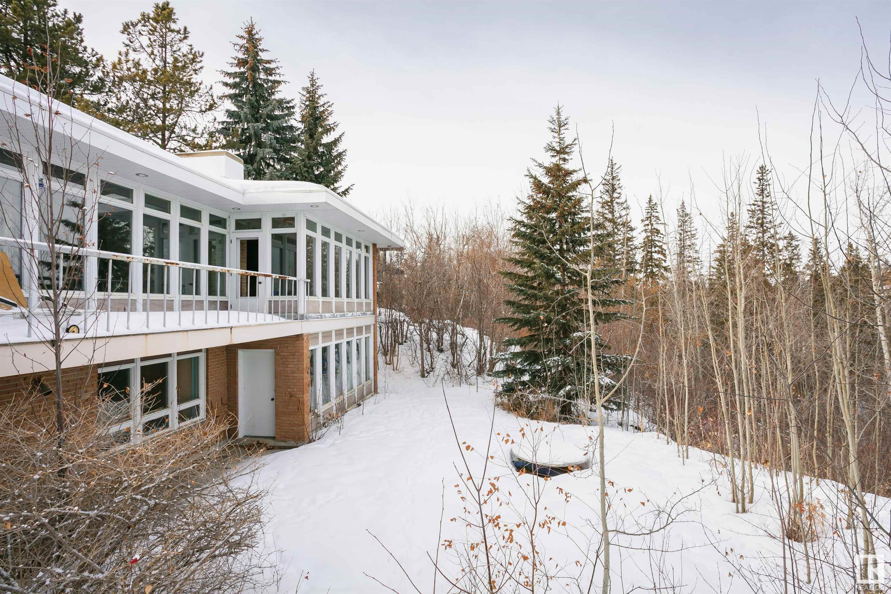      13808 VALLEYVIEW DR NW , Edmonton,  ,T5R 5T8 ;  Listing Number: MLS E4419934