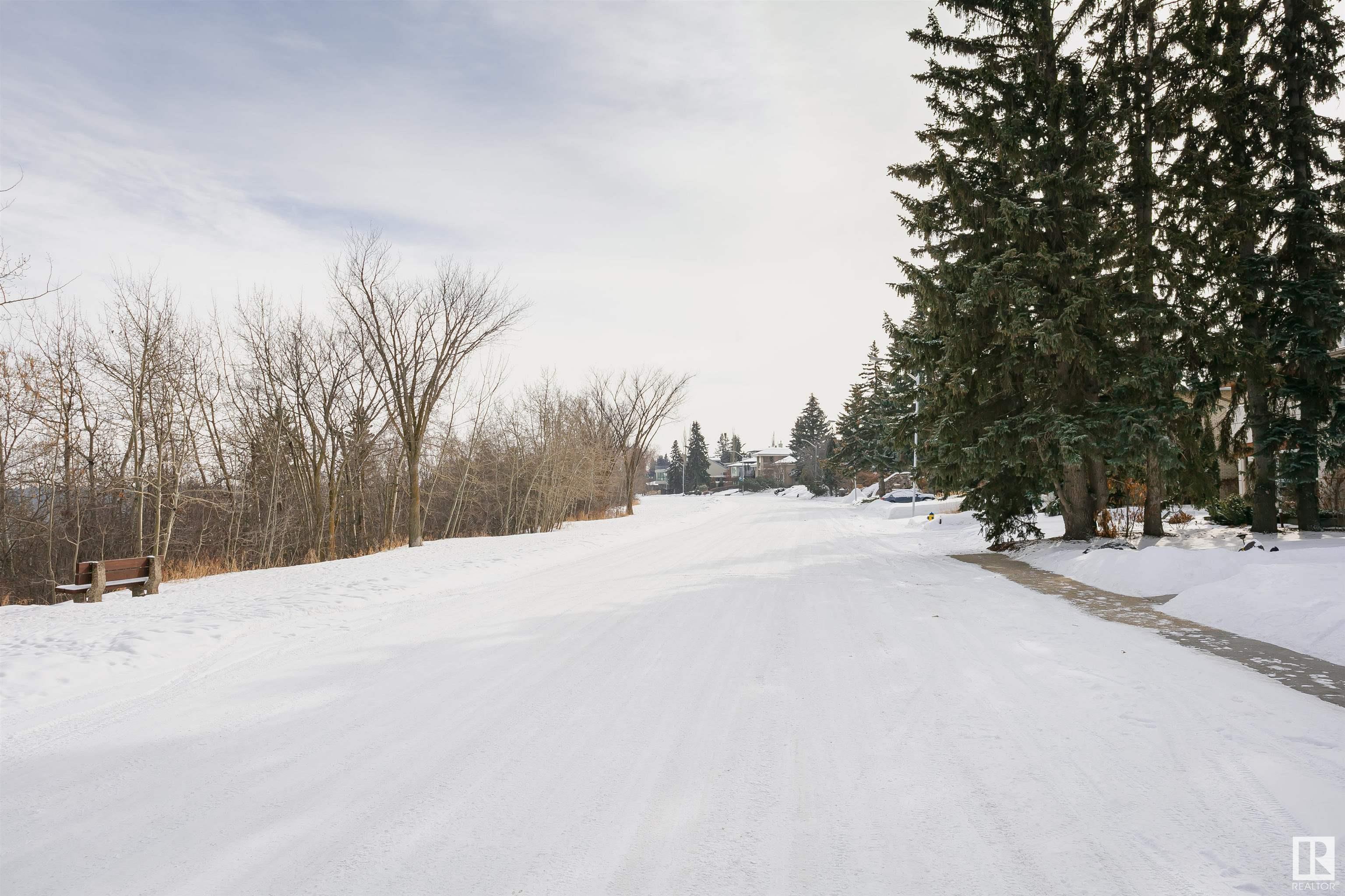      13808 VALLEYVIEW DR NW , Edmonton,  ,T5R 5T8 ;  Listing Number: MLS E4419934