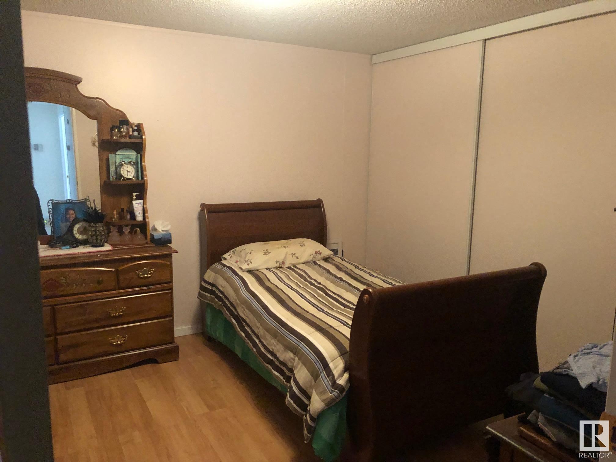      223 Evergreen PA NW , Edmonton,  ,T5Y 4M2 ;  Listing Number: MLS E4419939